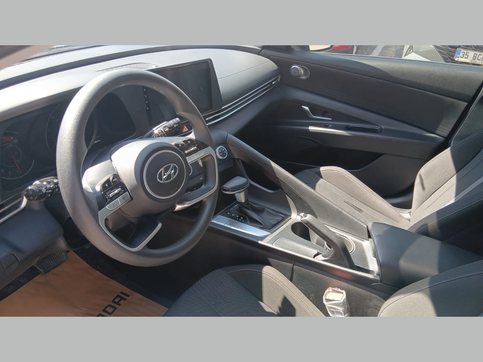 2021 Benzin Otomatik Hyundai Elantra Füme Yükseliş Nakil Araçları Turizm Ticaret ve Sanayi Anonim Şirketi