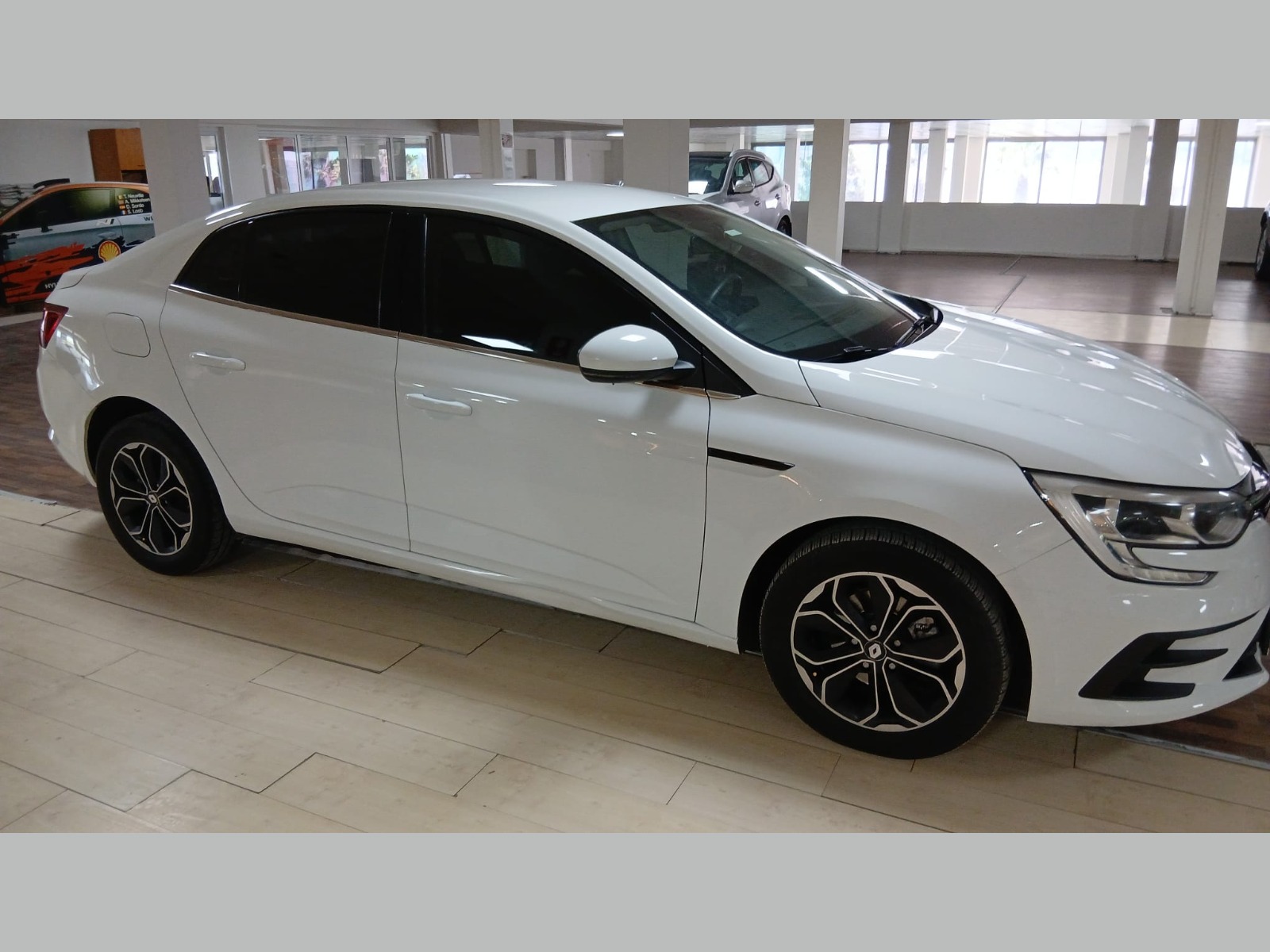 2022 Benzin Otomatik Renault Megane Beyaz Yükseliş Nakil Araçları Turizm Ticaret ve Sanayi Anonim Şirketi
