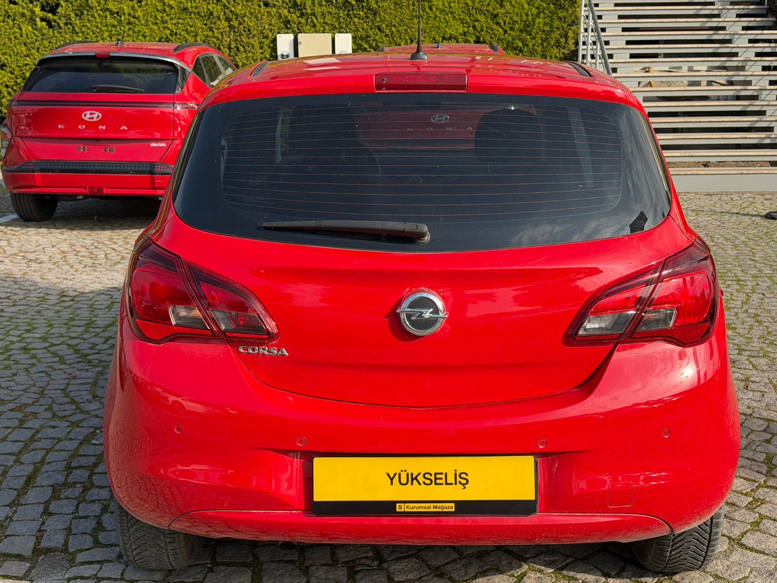 2016 Benzin Otomatik Opel Corsa Kırmızı Yükseliş Nakil Araçları Turizm Ticaret ve Sanayi Anonim Şirketi