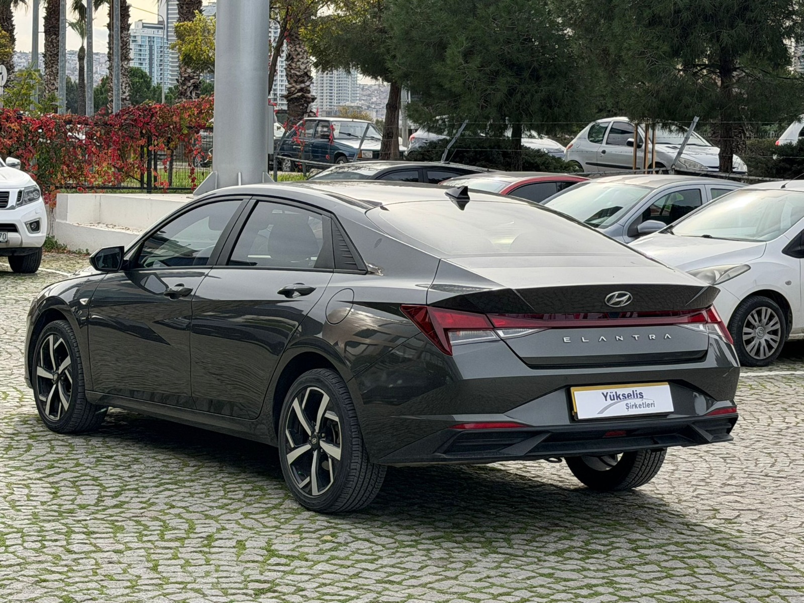 2021 Benzin Otomatik Hyundai Elantra Gri Yükseliş Nakil Araçları Turizm Ticaret ve Sanayi Anonim Şirketi