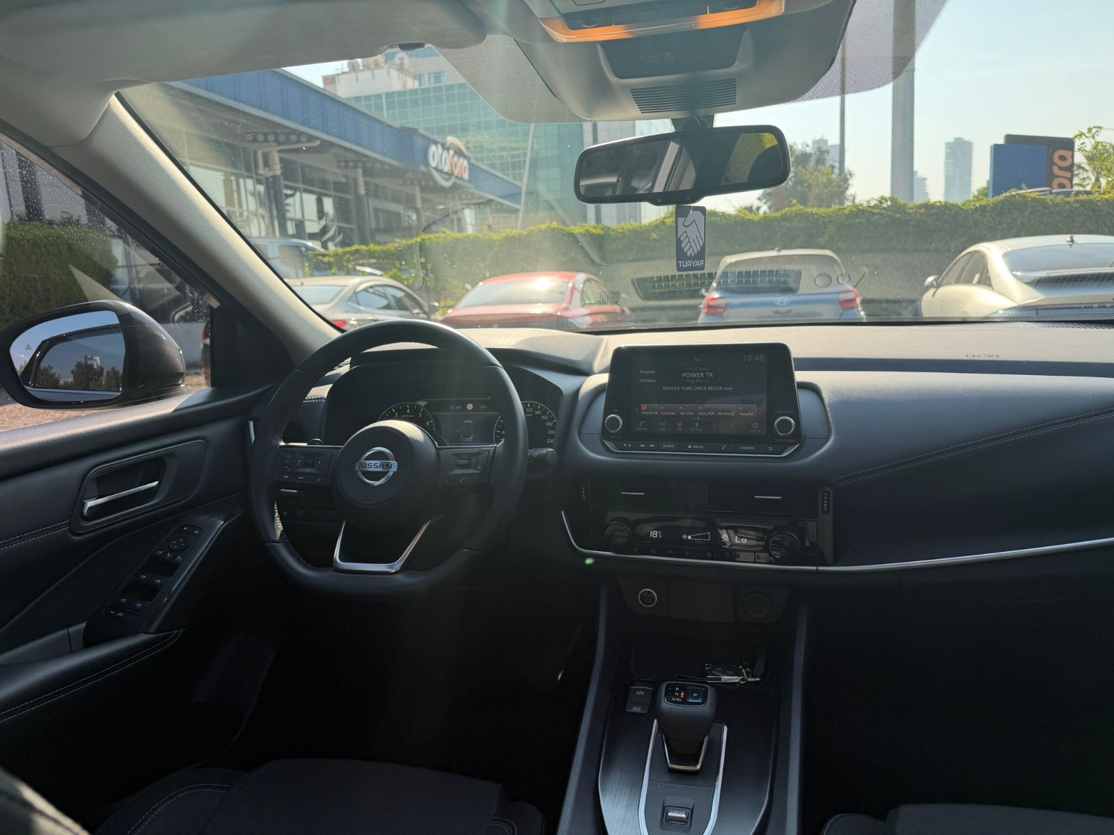 2.El Nissan Qashqai SUV 1.3 DIG-T 12V MHEV Sky Pack X-tronic | Otomatik & MHEV | Gri | İzmir.2el 2022 MHEV Otomatik Nissan Qashqai Gri Yükseliş Nakil Araçları Turizm Ticaret ve Sanayi Anonim Şirketi