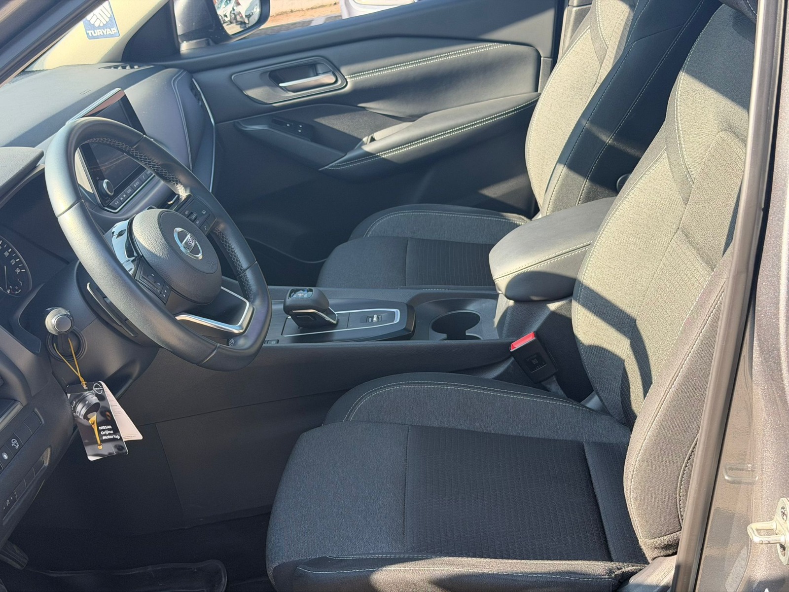 2.El Nissan Qashqai SUV 1.3 DIG-T 12V MHEV Sky Pack X-tronic | Otomatik & MHEV | Gri | İzmir.2el 2022 MHEV Otomatik Nissan Qashqai Gri Yükseliş Nakil Araçları Turizm Ticaret ve Sanayi Anonim Şirketi