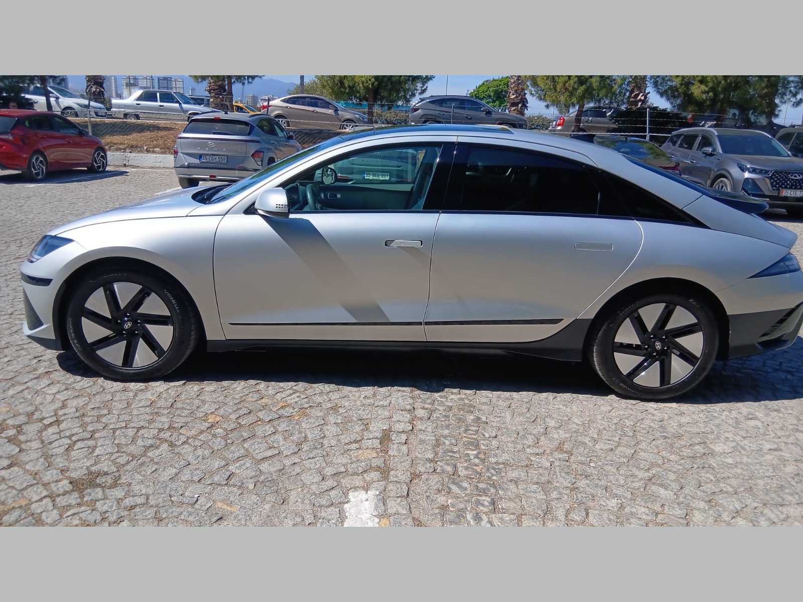 2024 Elektrik Otomatik Hyundai Ioniq 6 Gri Yükseliş Nakil Araçları Turizm Ticaret ve Sanayi Anonim Şirketi