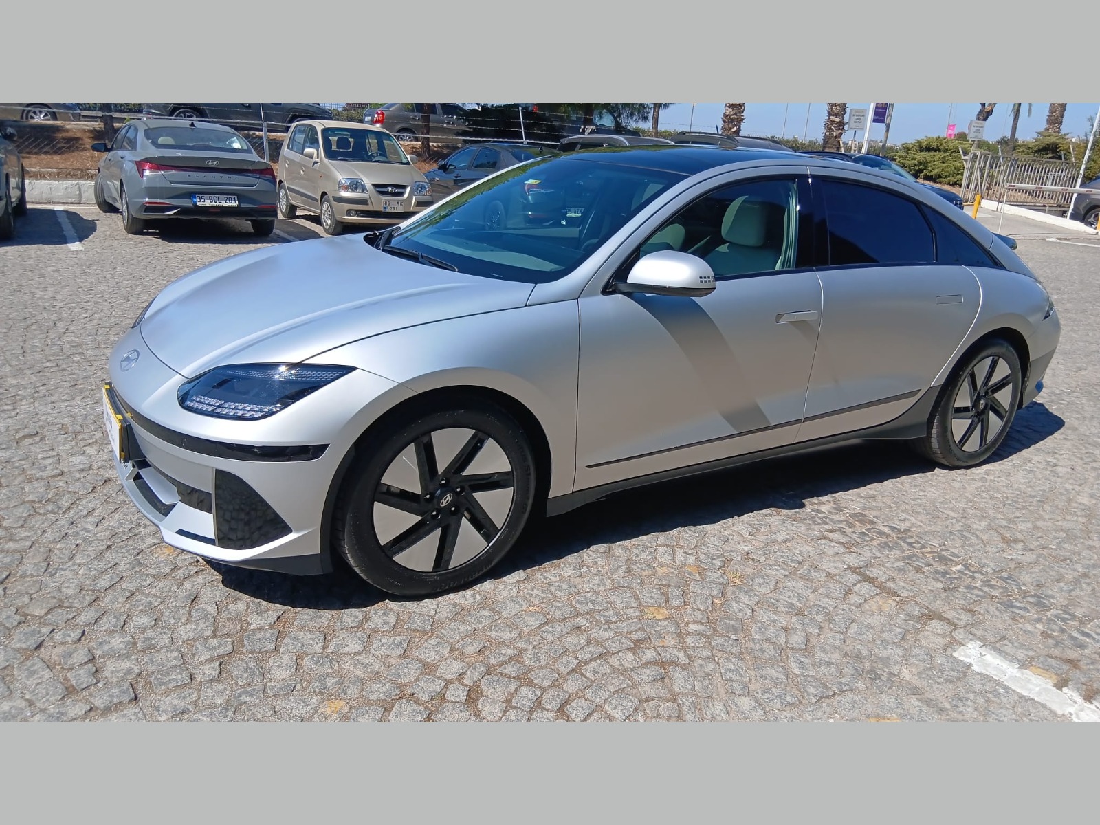 2024 Elektrik Otomatik Hyundai Ioniq 6 Gri Yükseliş Nakil Araçları Turizm Ticaret ve Sanayi Anonim Şirketi
