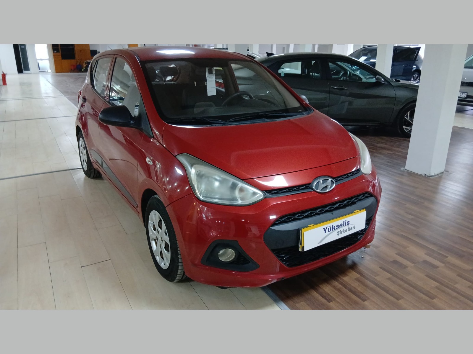 2015 Benzin Otomatik Hyundai i10 Kırmızı Yükseliş Nakil Araçları Turizm Ticaret ve Sanayi Anonim Şirketi