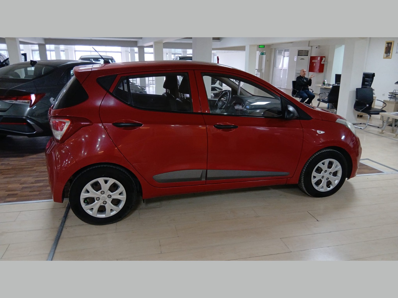 2015 Benzin Otomatik Hyundai i10 Kırmızı Yükseliş Nakil Araçları Turizm Ticaret ve Sanayi Anonim Şirketi