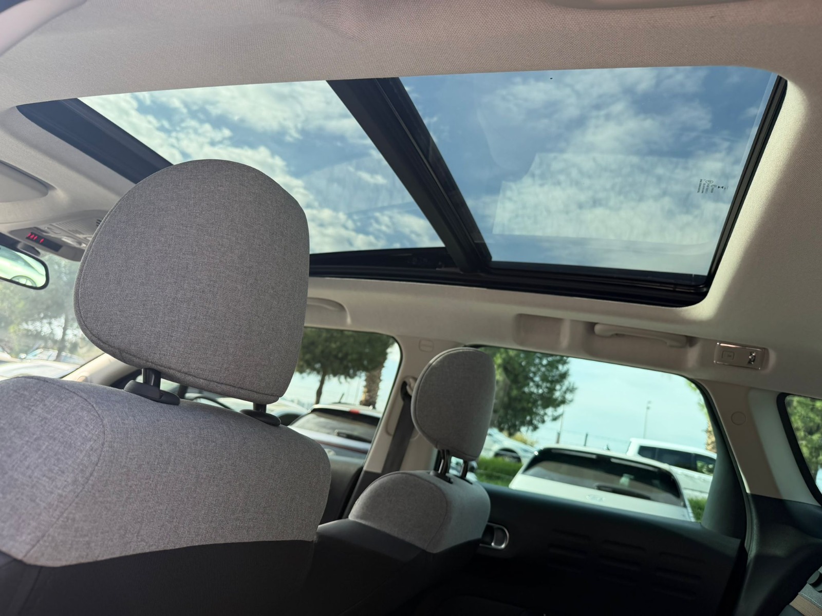 2024 Benzin Otomatik Citroen C3 AirCross Beyaz Yükseliş Nakil Araçları Turizm Ticaret ve Sanayi Anonim Şirketi