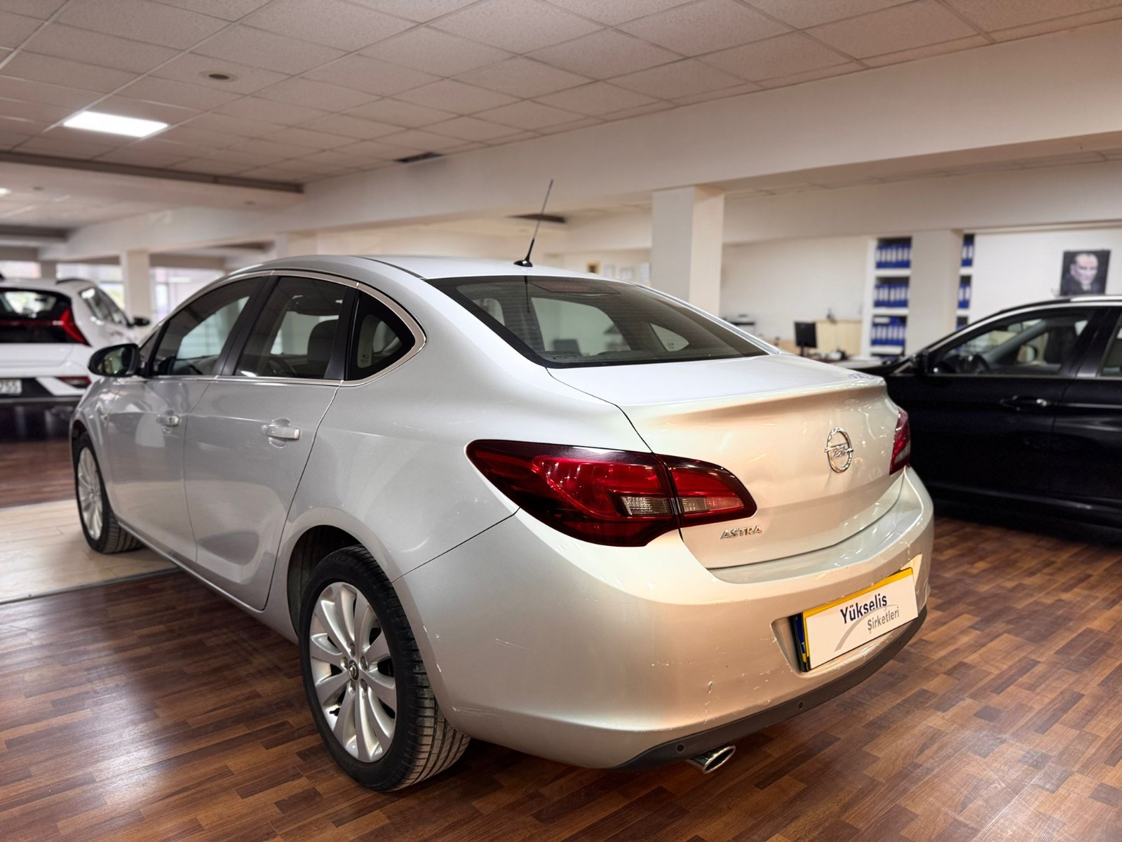 2.El Opel Astra Sedan 1.4 Turbo Sport Otomatik | Otomatik & Benzin | Gri | İzmir.2el 2020 Benzin Otomatik Opel Astra Gri Yükseliş Nakil Araçları Turizm Ticaret ve Sanayi Anonim Şirketi