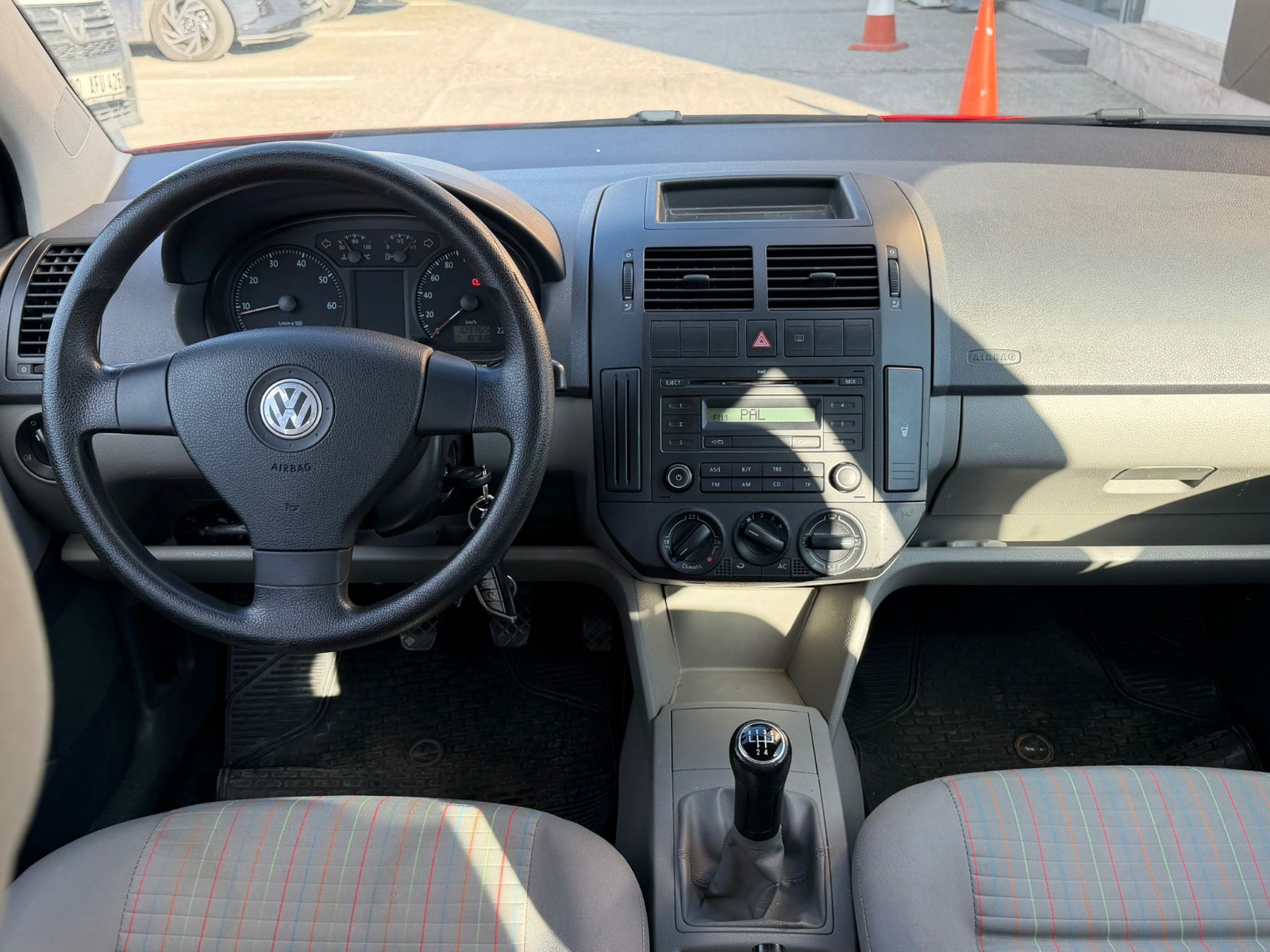 2008 Benzin Manuel Volkswagen Polo Kırmızı Yükseliş Nakil Araçları Turizm Ticaret ve Sanayi Anonim Şirketi