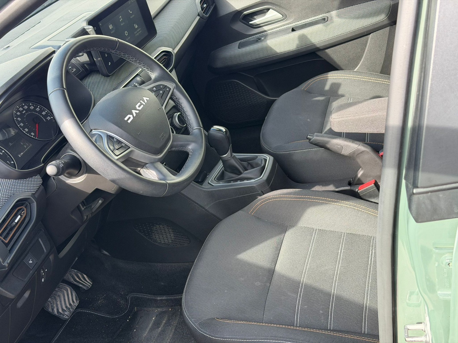 2023 Benzin Otomatik Dacia Sandero Yeşil Yükseliş Nakil Araçları Turizm Ticaret ve Sanayi Anonim Şirketi