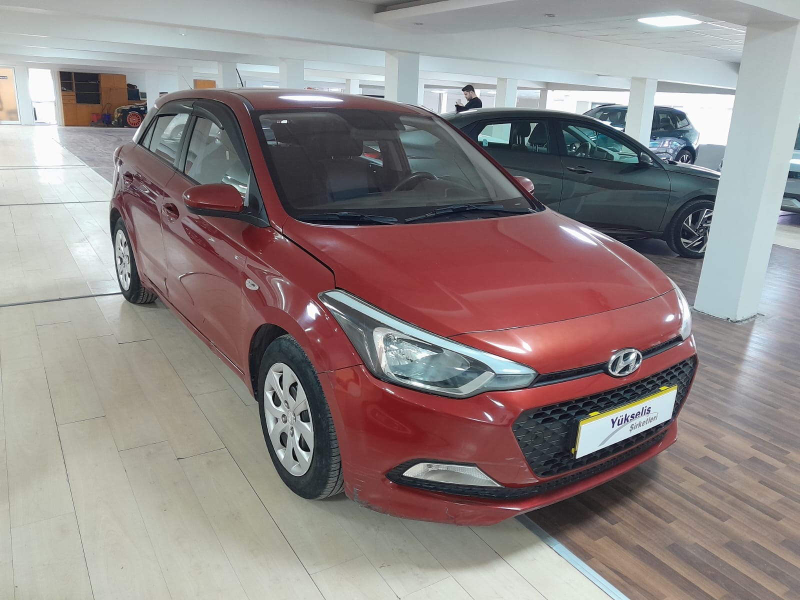 2016 Benzin + LPG Manuel Hyundai i20 Kırmızı Yükseliş Nakil Araçları Turizm Ticaret ve Sanayi Anonim Şirketi