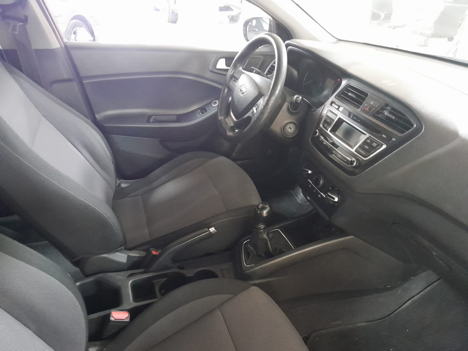 2016 Benzin + LPG Manuel Hyundai i20 Kırmızı Yükseliş Nakil Araçları Turizm Ticaret ve Sanayi Anonim Şirketi