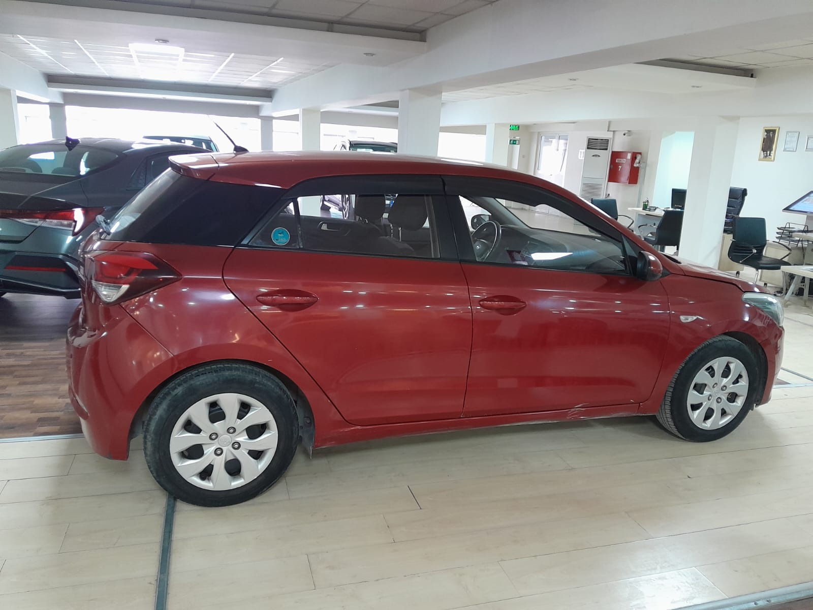2016 Benzin + LPG Manuel Hyundai i20 Kırmızı Yükseliş Nakil Araçları Turizm Ticaret ve Sanayi Anonim Şirketi