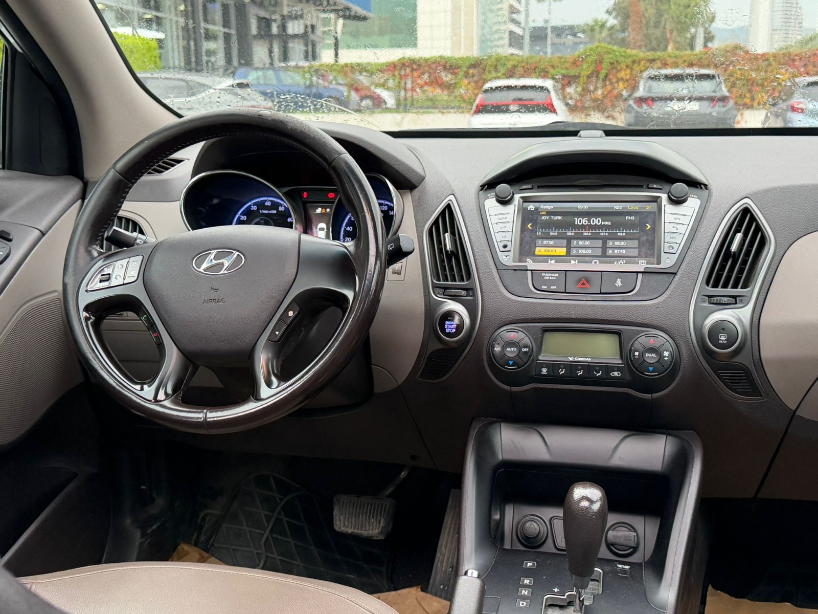 2015 Benzin Otomatik Hyundai ix35 Beyaz Yükseliş Nakil Araçları Turizm Ticaret ve Sanayi Anonim Şirketi