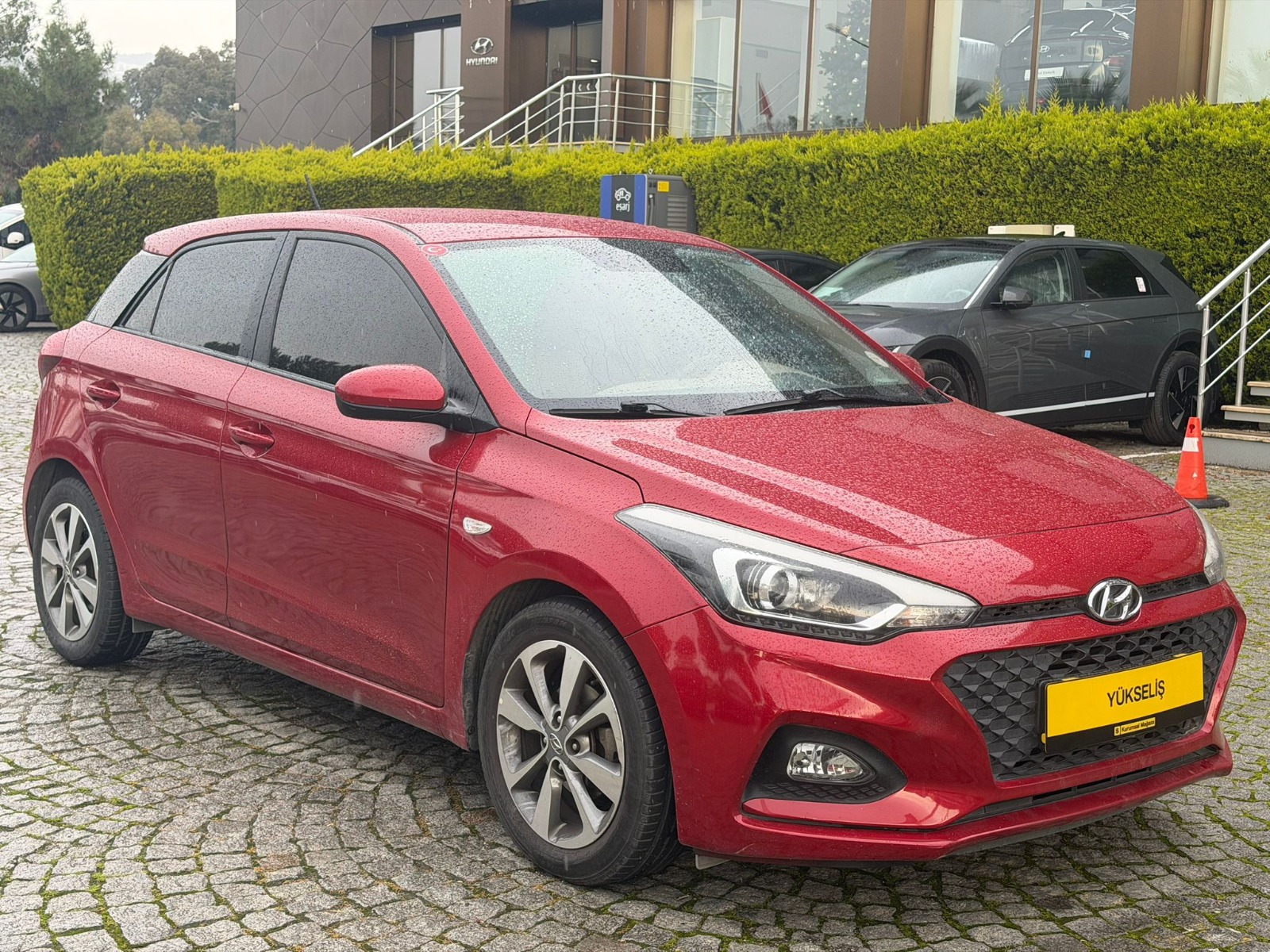 2020 Benzin Otomatik Hyundai i20 Kırmızı Yükseliş Nakil Araçları Turizm Ticaret ve Sanayi Anonim Şirketi