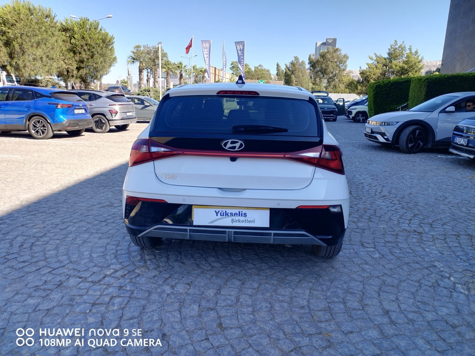 2024 Benzin Otomatik Hyundai i20 Beyaz Yükseliş Nakil Araçları Turizm Ticaret ve Sanayi Anonim Şirketi
