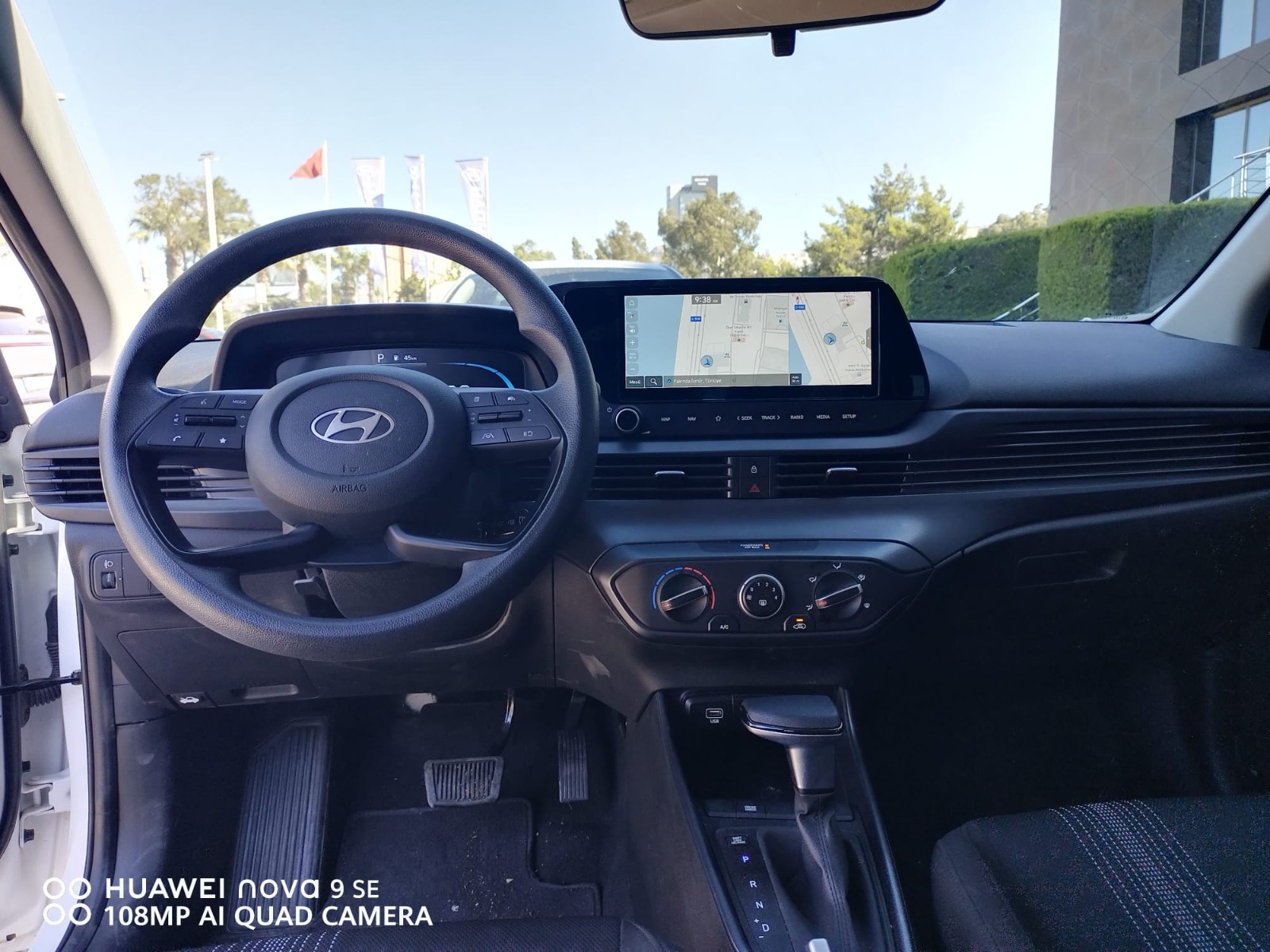 2024 Benzin Otomatik Hyundai i20 Beyaz Yükseliş Nakil Araçları Turizm Ticaret ve Sanayi Anonim Şirketi