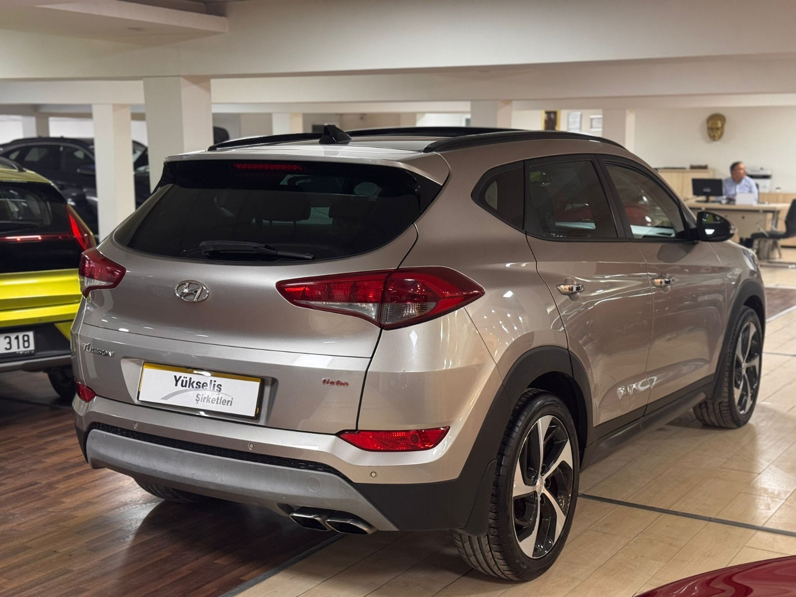 2.El Hyundai Tucson SUV 1.6 T-GDI 4x2 Elite DCT | Otomatik & Benzin | Bej | İzmir.2el 2016 Benzin Otomatik Hyundai Tucson Bej Yükseliş Nakil Araçları Turizm Ticaret ve Sanayi Anonim Şirketi