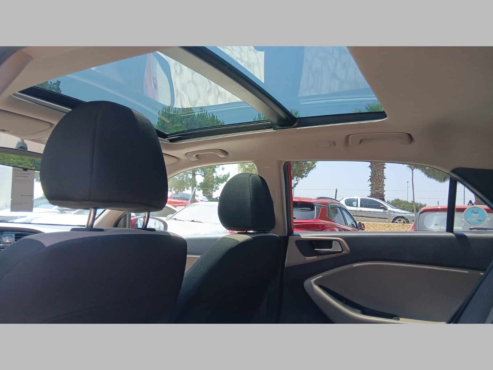 2017 Benzin + LPG Otomatik Hyundai i20 Kırmızı Yükseliş Nakil Araçları Turizm Ticaret ve Sanayi Anonim Şirketi