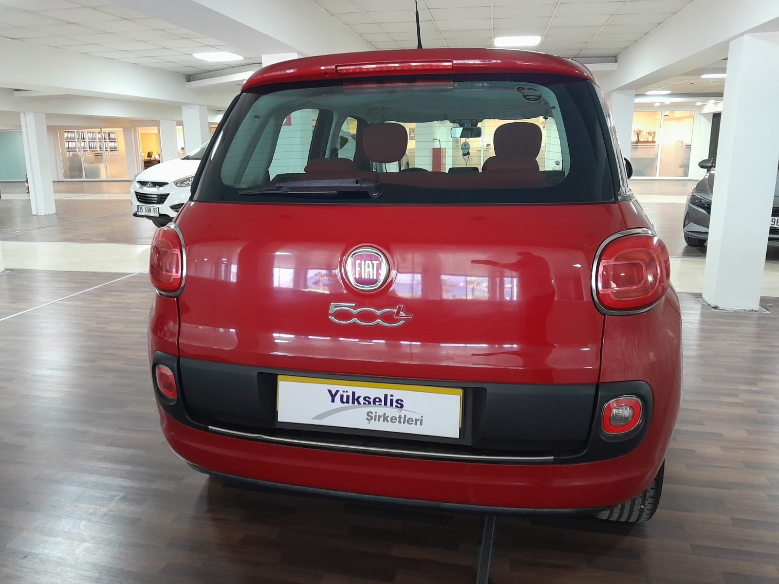 2015 Dizel Otomatik Fiat 500 L Kırmızı Yükseliş Nakil Araçları Turizm Ticaret ve Sanayi Anonim Şirketi
