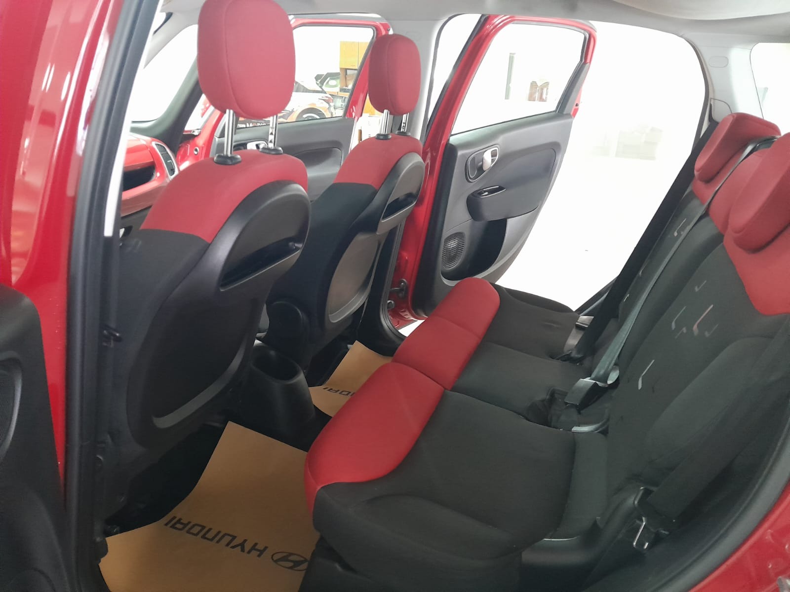 2015 Dizel Otomatik Fiat 500 L Kırmızı Yükseliş Nakil Araçları Turizm Ticaret ve Sanayi Anonim Şirketi