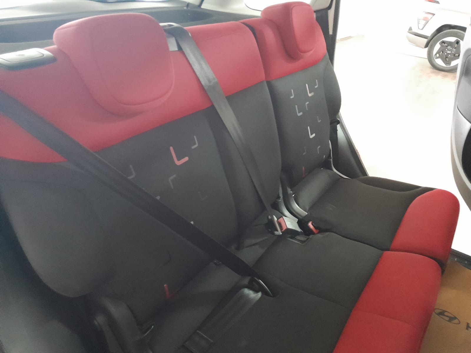 2015 Dizel Otomatik Fiat 500 L Kırmızı Yükseliş Nakil Araçları Turizm Ticaret ve Sanayi Anonim Şirketi