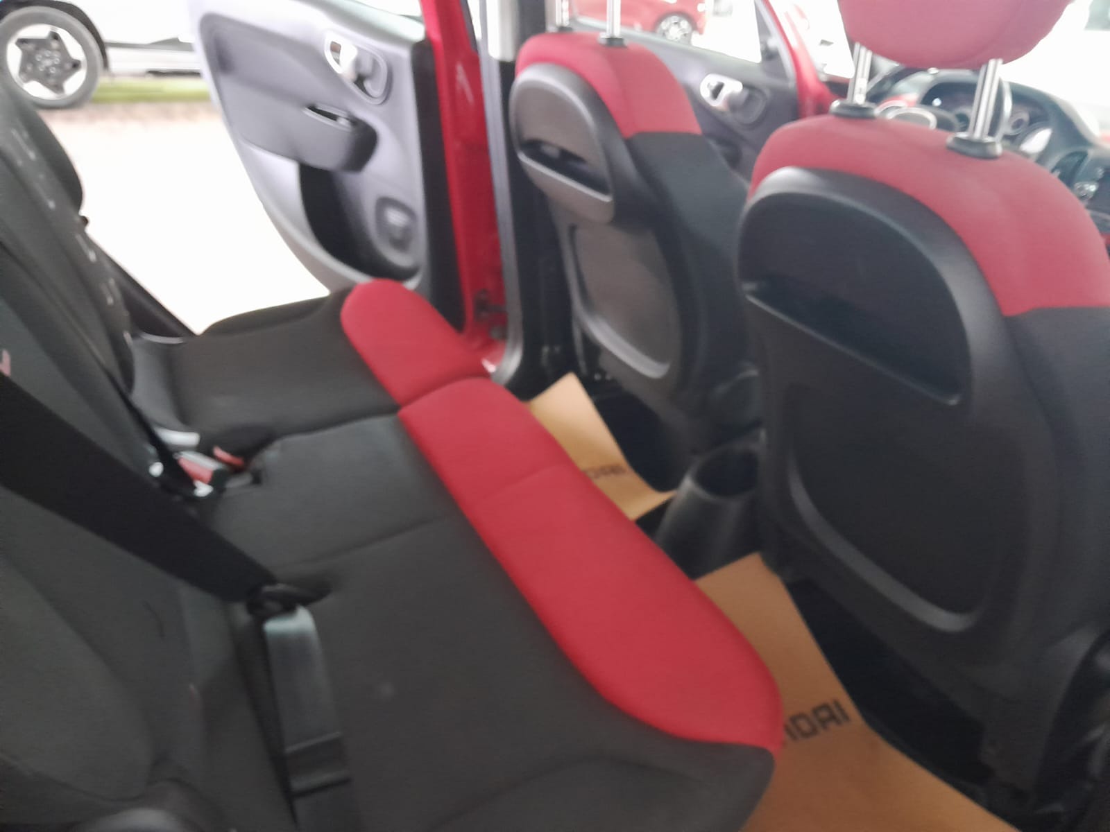 2015 Dizel Otomatik Fiat 500 L Kırmızı Yükseliş Nakil Araçları Turizm Ticaret ve Sanayi Anonim Şirketi