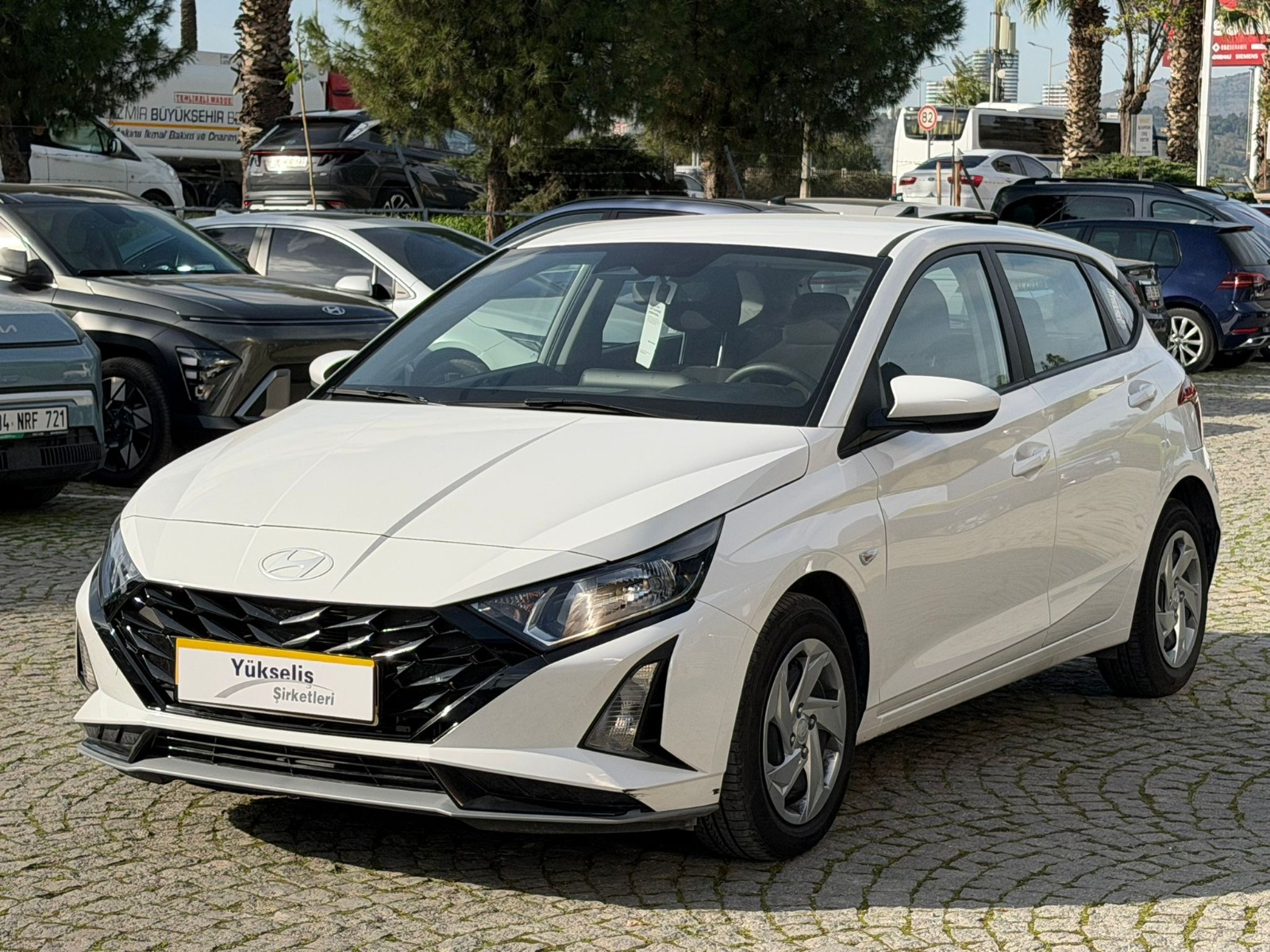 2025 Benzin Otomatik Hyundai i20 Beyaz Yükseliş Nakil Araçları Turizm Ticaret ve Sanayi Anonim Şirketi