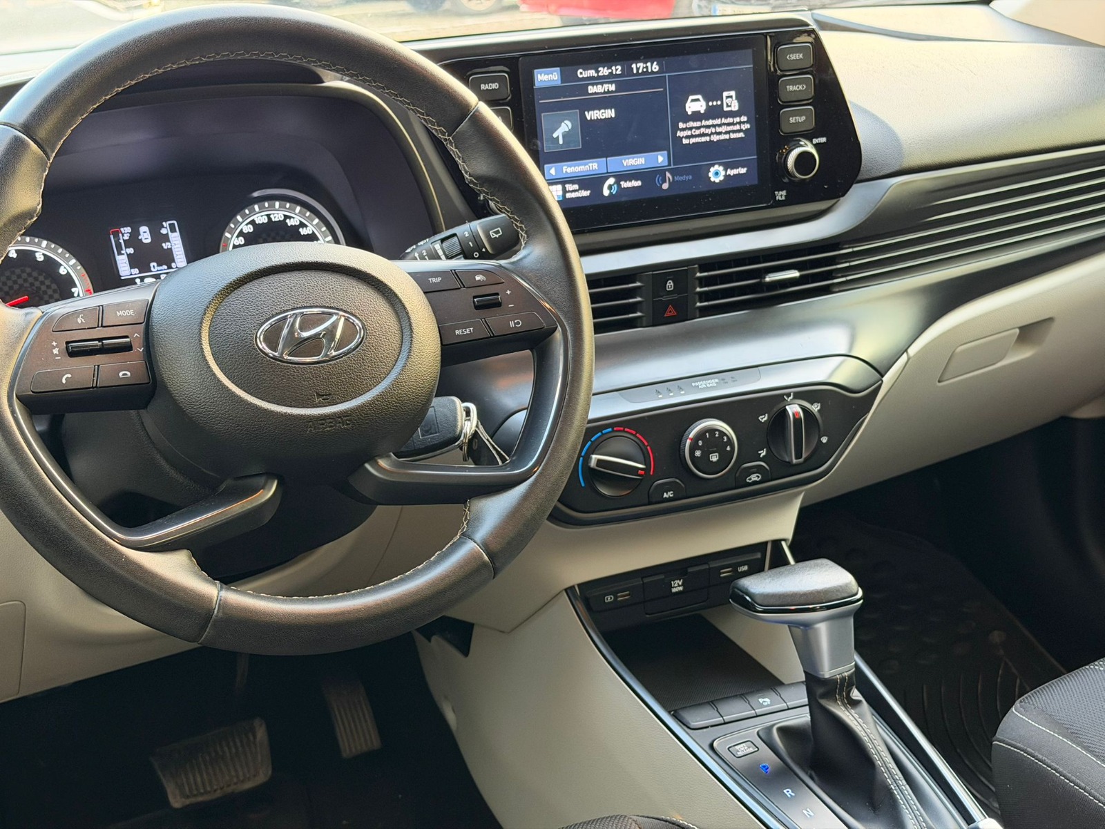 2023 Benzin Otomatik Hyundai i20 Beyaz Yükseliş Nakil Araçları Turizm Ticaret ve Sanayi Anonim Şirketi