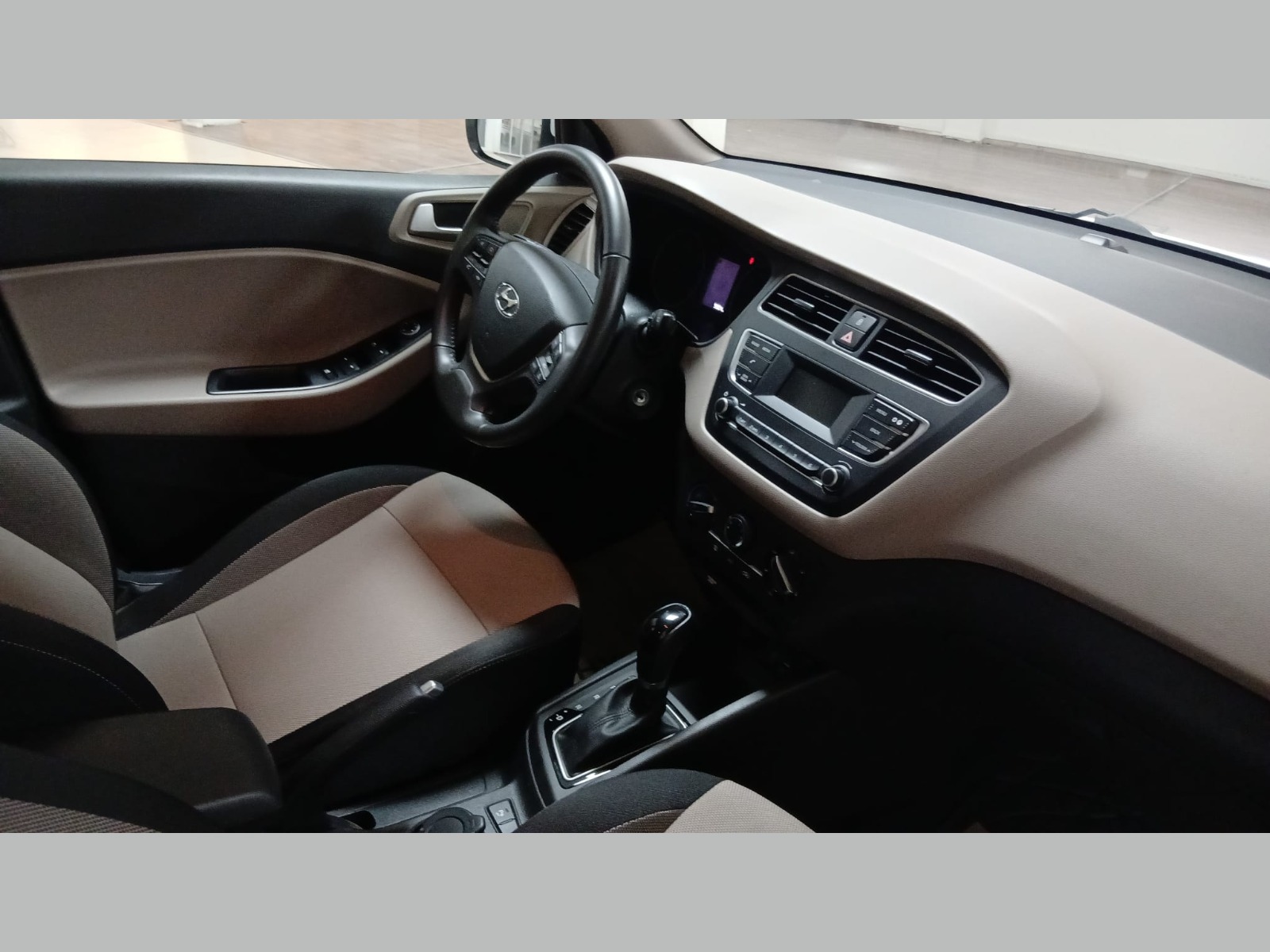 2020 Benzin Otomatik Hyundai i20 Beyaz Yükseliş Nakil Araçları Turizm Ticaret ve Sanayi Anonim Şirketi
