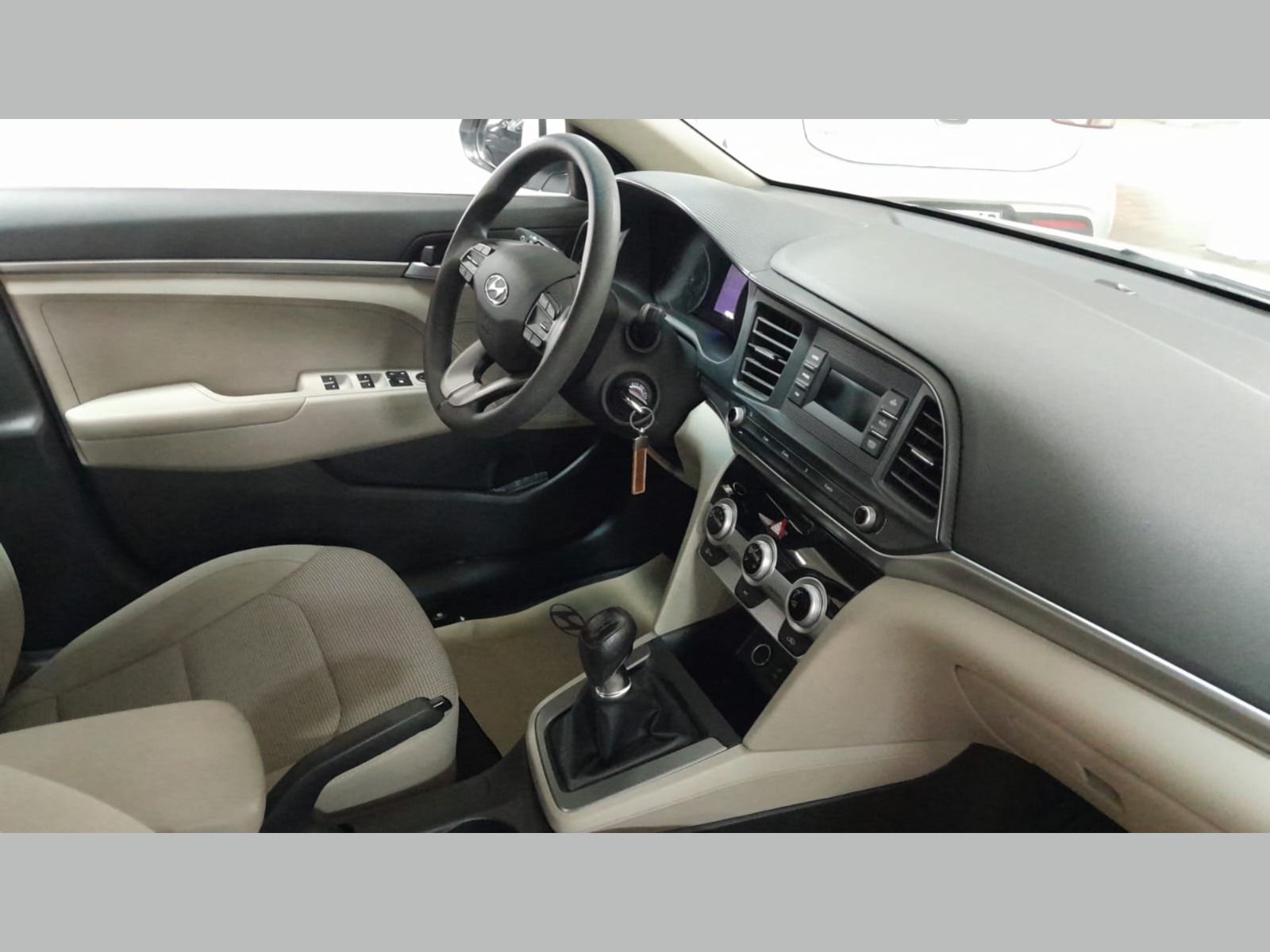 2019 Benzin Manuel Hyundai Elantra Beyaz Yükseliş Nakil Araçları Turizm Ticaret ve Sanayi Anonim Şirketi