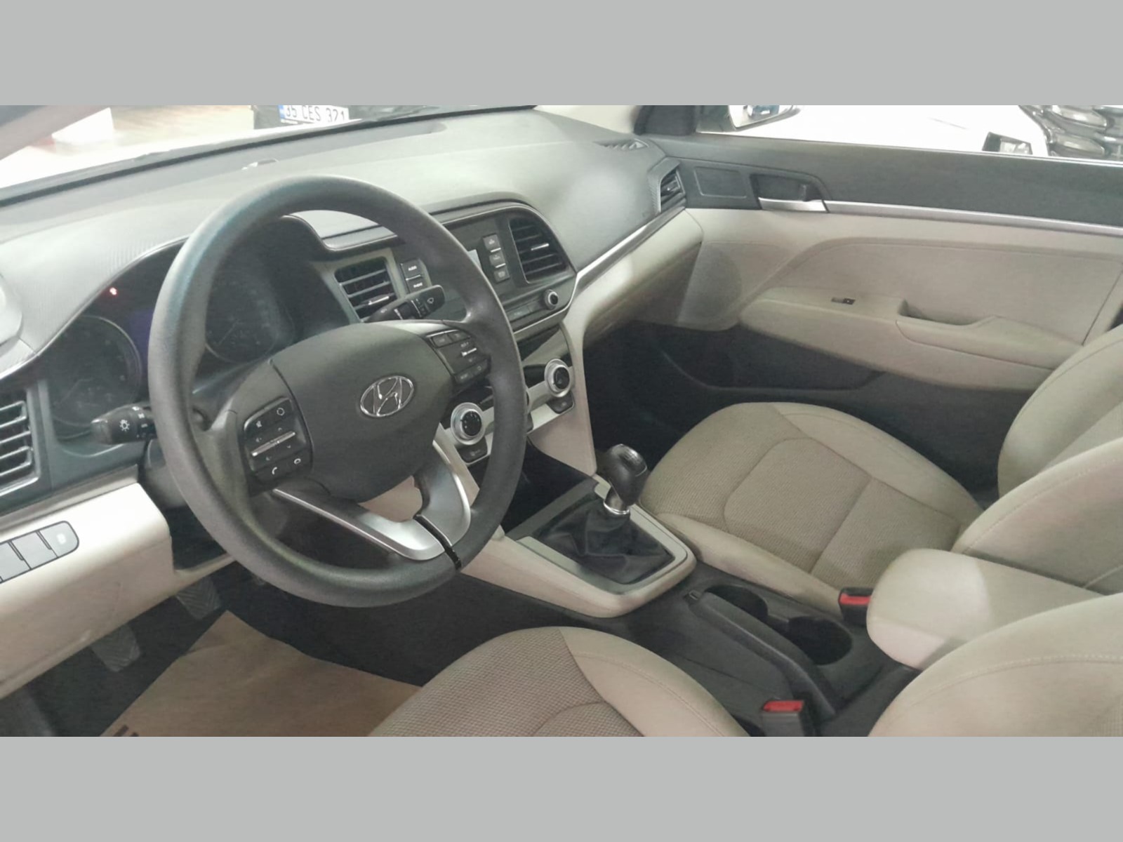 2019 Benzin Manuel Hyundai Elantra Beyaz Yükseliş Nakil Araçları Turizm Ticaret ve Sanayi Anonim Şirketi