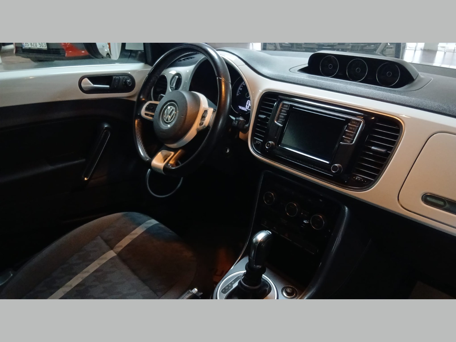 2016 Benzin Otomatik Volkswagen Beetle Beyaz Yükseliş Nakil Araçları Turizm Ticaret ve Sanayi Anonim Şirketi