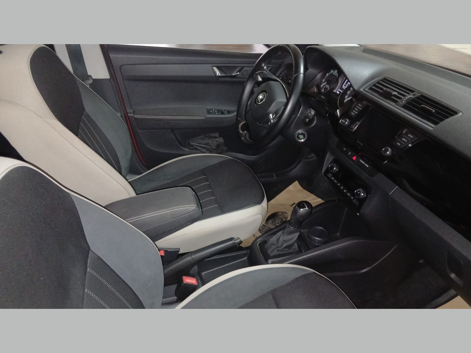 2021 Benzin Otomatik Skoda Fabia Kırmızı Yükseliş Nakil Araçları Turizm Ticaret ve Sanayi Anonim Şirketi