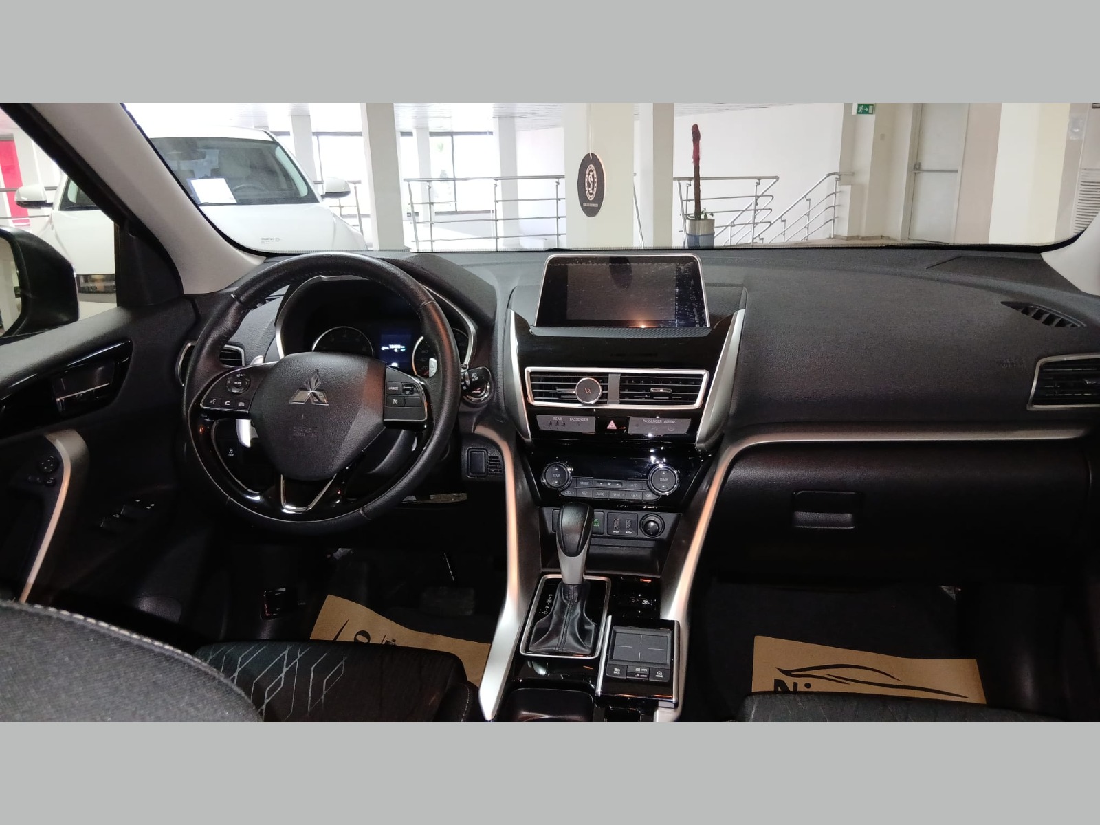 2018 Benzin Otomatik Mitsubishi Eclipse Cross Kırmızı Yükseliş Nakil Araçları Turizm Ticaret ve Sanayi Anonim Şirketi
