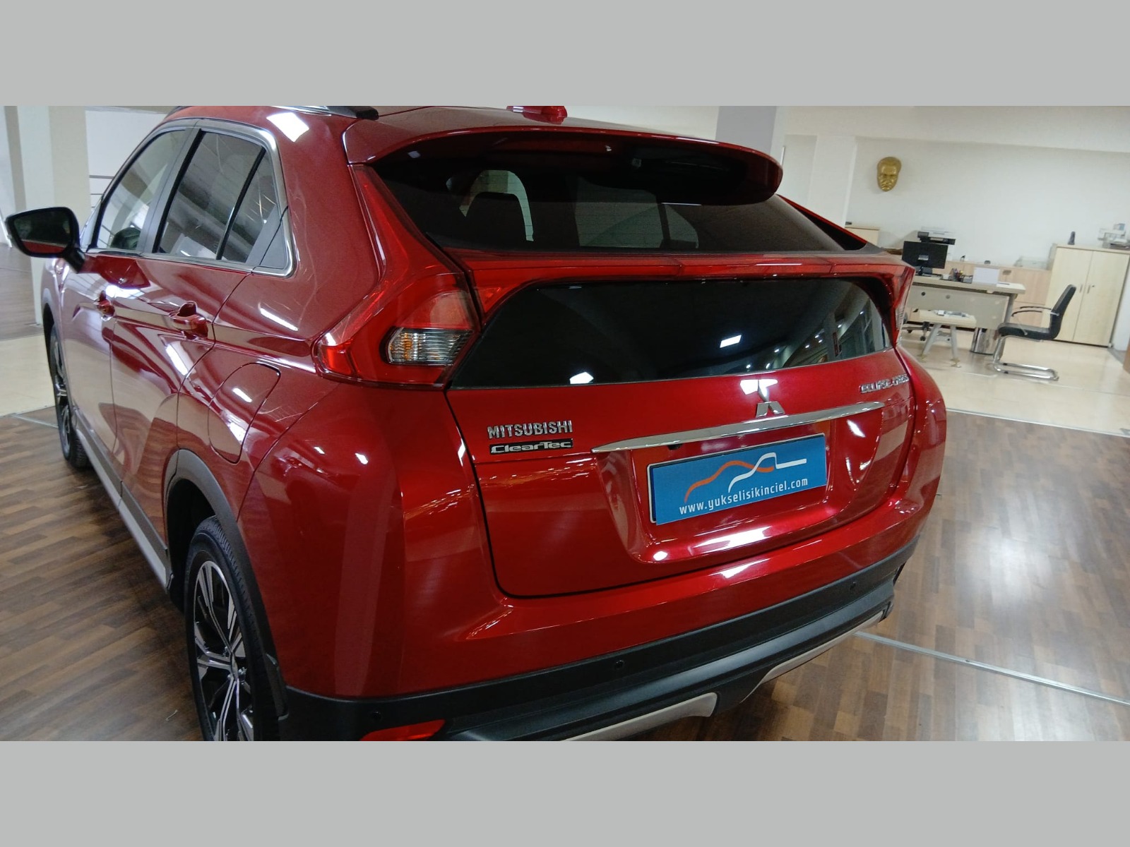 2018 Benzin Otomatik Mitsubishi Eclipse Cross Kırmızı Yükseliş Nakil Araçları Turizm Ticaret ve Sanayi Anonim Şirketi