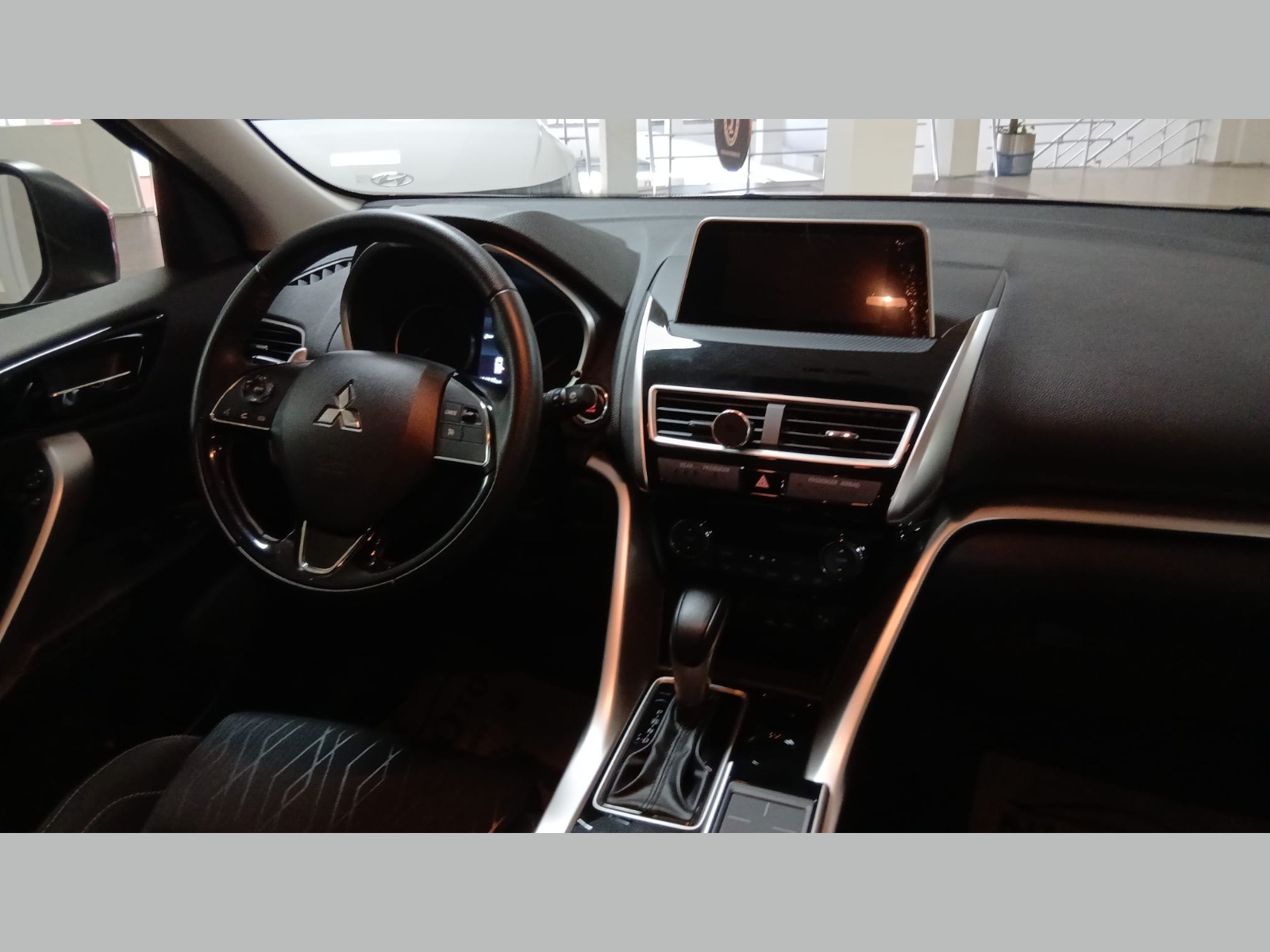 2018 Benzin Otomatik Mitsubishi Eclipse Cross Kırmızı Yükseliş Nakil Araçları Turizm Ticaret ve Sanayi Anonim Şirketi
