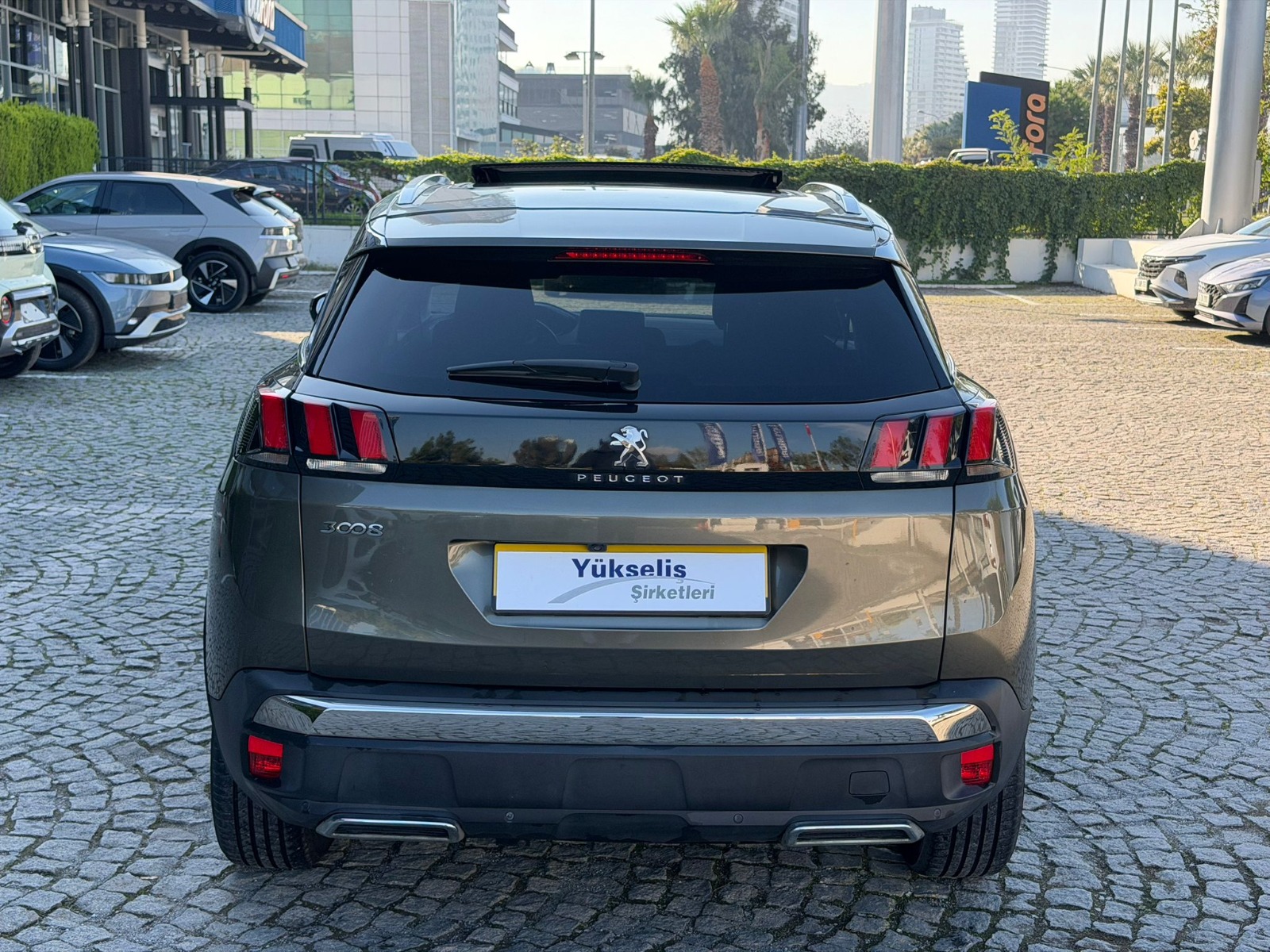 2.El Peugeot 3008 Crossover 1.5 BlueHDI Active SkyPack EAT8 | Otomatik & Dizel | Gri | İzmir.2el 2019 Dizel Otomatik Peugeot 3008 Gri Yükseliş Nakil Araçları Turizm Ticaret ve Sanayi Anonim Şirketi