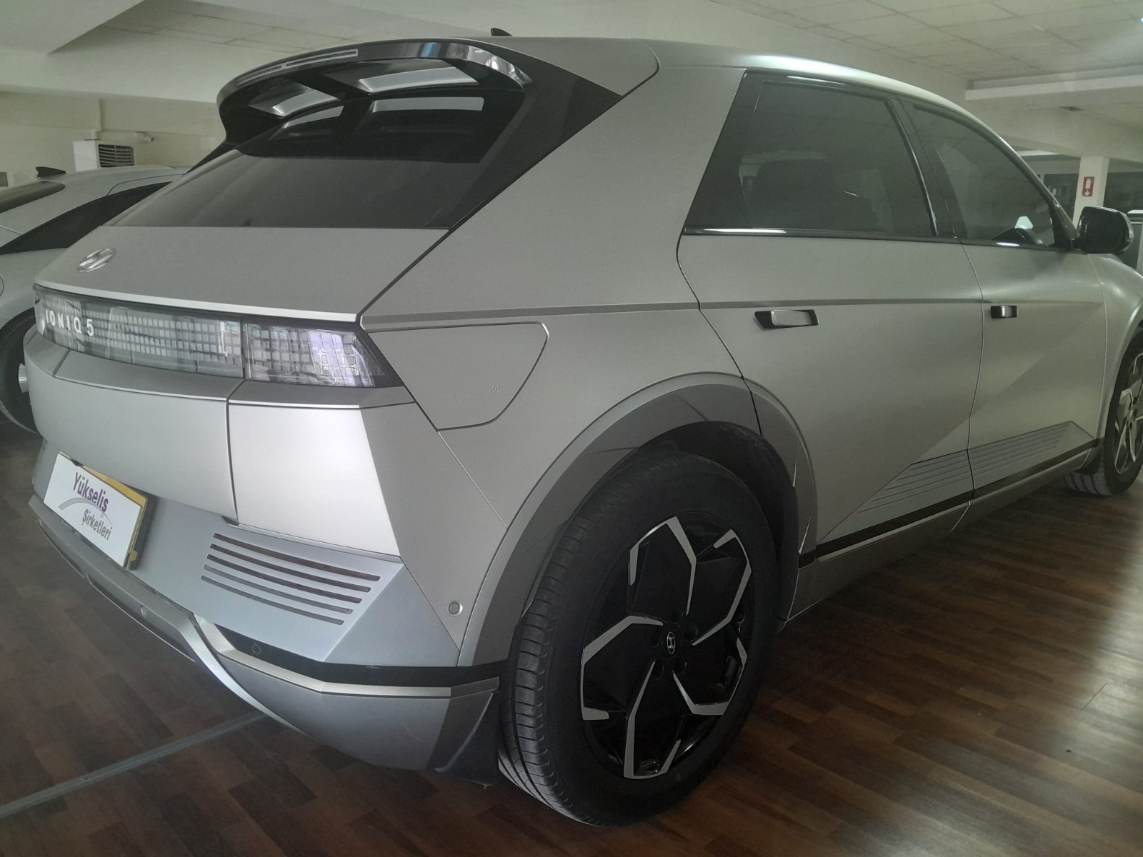 2.El Hyundai Ioniq 5 Crossover 125kW 4x2 Progressive Otomatik | Otomatik & Elektrik | Gri | İzmir.2el 2023 Elektrik Otomatik Hyundai Ioniq 5 Gri Yükseliş Nakil Araçları Turizm Ticaret ve Sanayi Anonim Şirketi