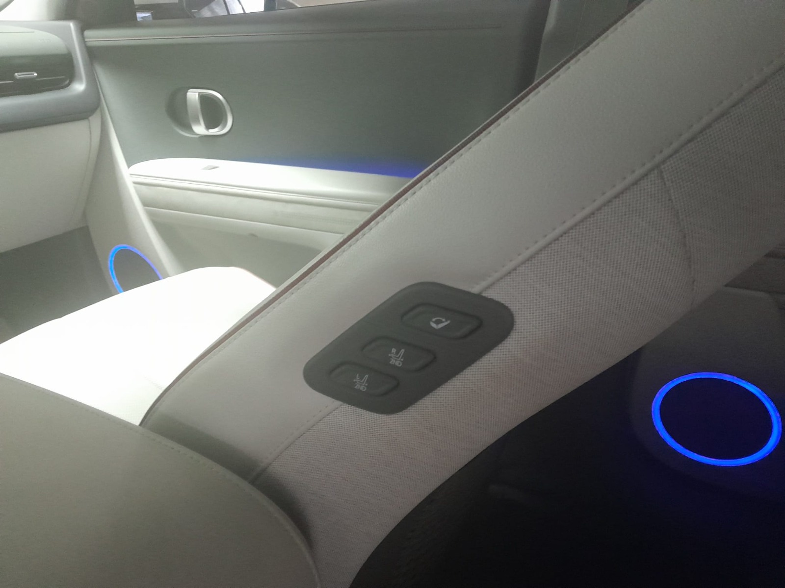2.El Hyundai Ioniq 5 Crossover 125kW 4x2 Progressive Otomatik | Otomatik & Elektrik | Gri | İzmir.2el 2023 Elektrik Otomatik Hyundai Ioniq 5 Gri Yükseliş Nakil Araçları Turizm Ticaret ve Sanayi Anonim Şirketi