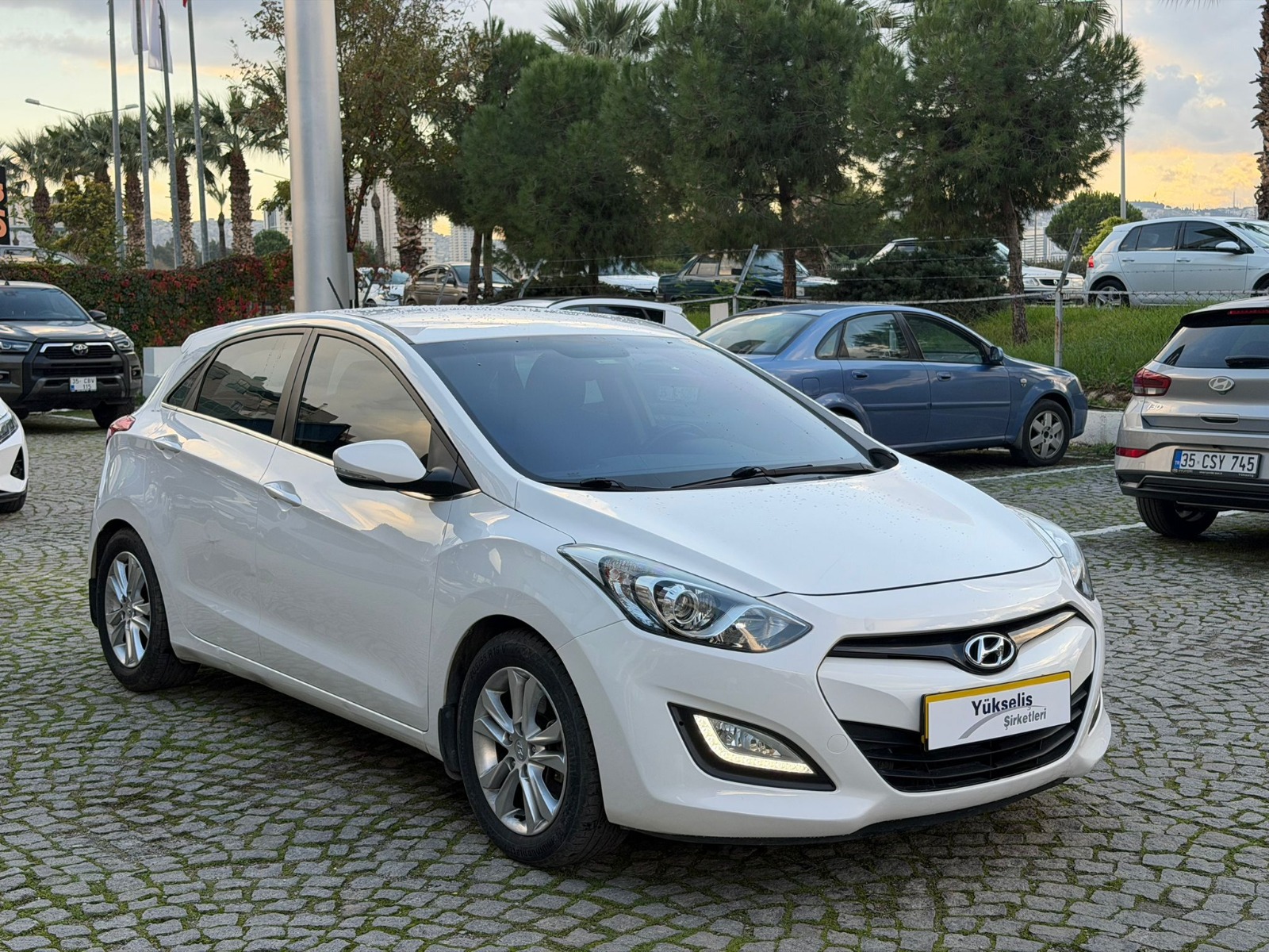 2013 Benzin Manuel Hyundai i30 Beyaz Yükseliş Nakil Araçları Turizm Ticaret ve Sanayi Anonim Şirketi
