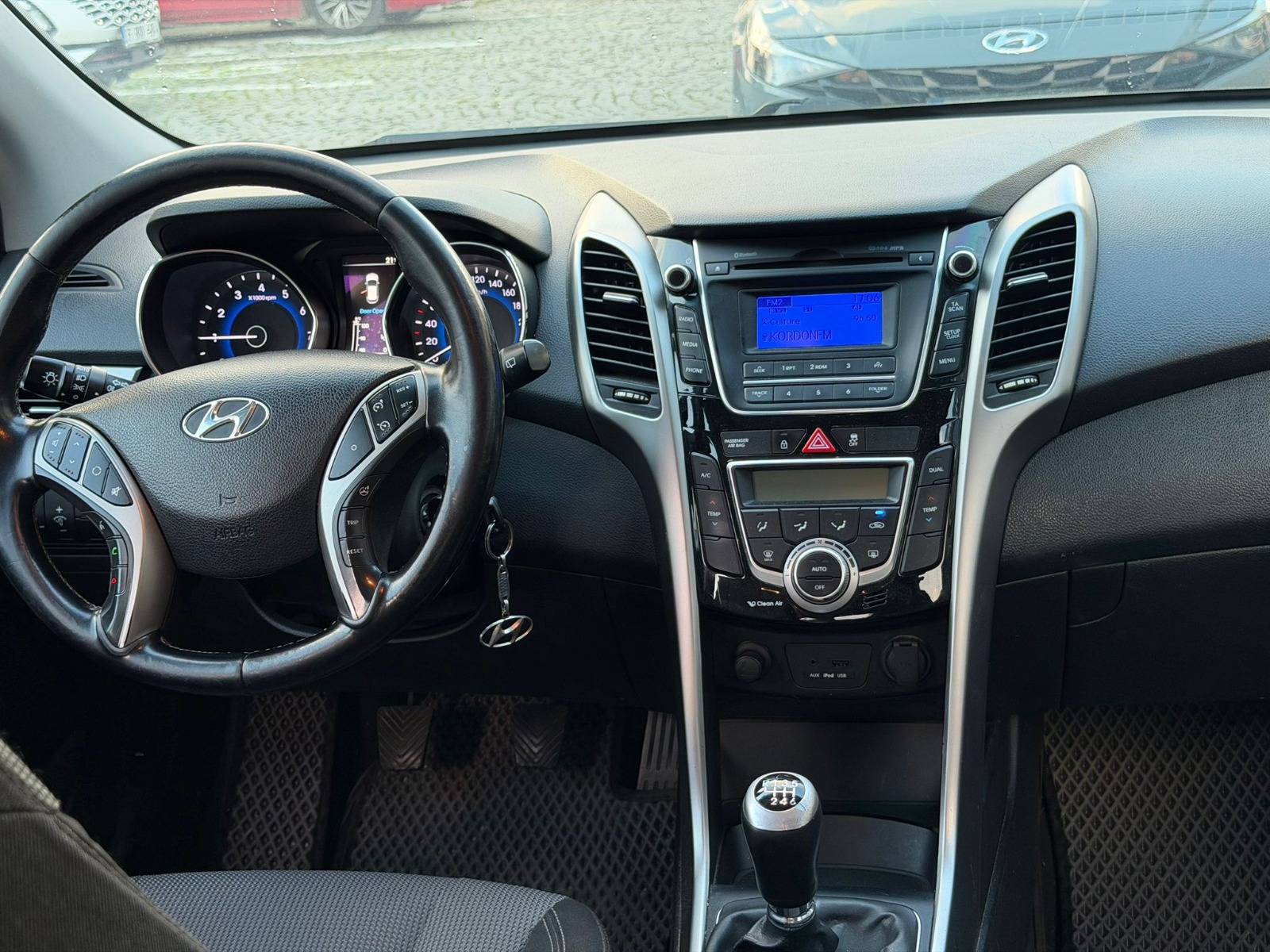 2013 Benzin Manuel Hyundai i30 Beyaz Yükseliş Nakil Araçları Turizm Ticaret ve Sanayi Anonim Şirketi