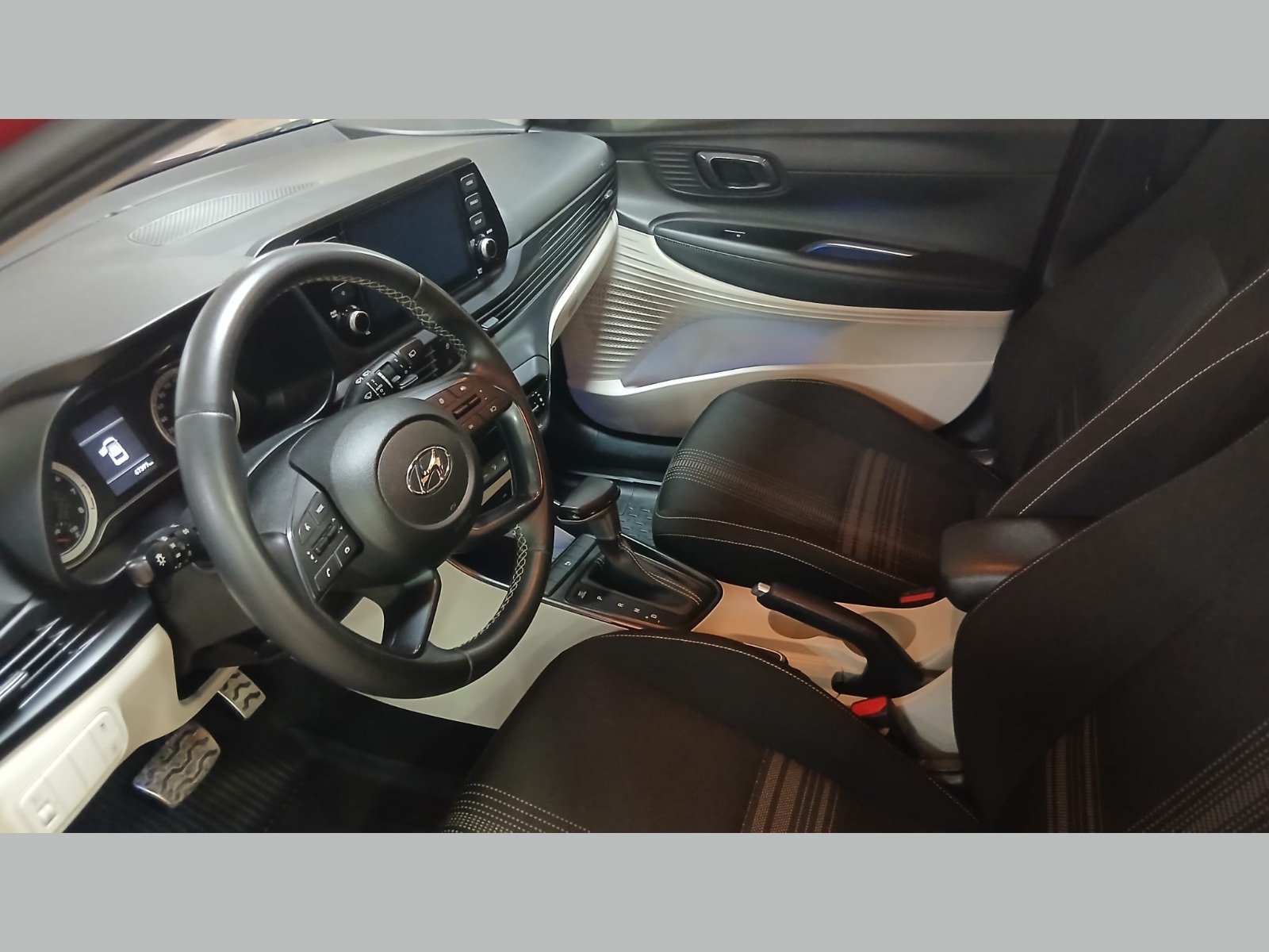 2023 Benzin + LPG Otomatik Hyundai Bayon Kırmızı Yükseliş Nakil Araçları Turizm Ticaret ve Sanayi Anonim Şirketi
