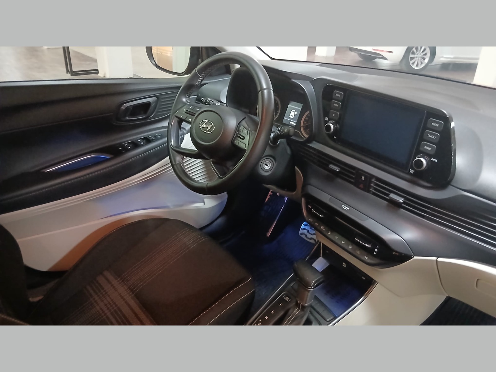 2023 Benzin + LPG Otomatik Hyundai Bayon Kırmızı Yükseliş Nakil Araçları Turizm Ticaret ve Sanayi Anonim Şirketi