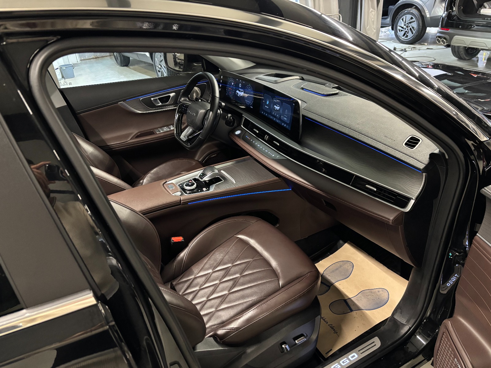 2024 Benzin Otomatik Chery Tiggo 8 Promax Siyah Yüzbaşıoğlu Otomotiv Mam. San ve Tic A.Ş.