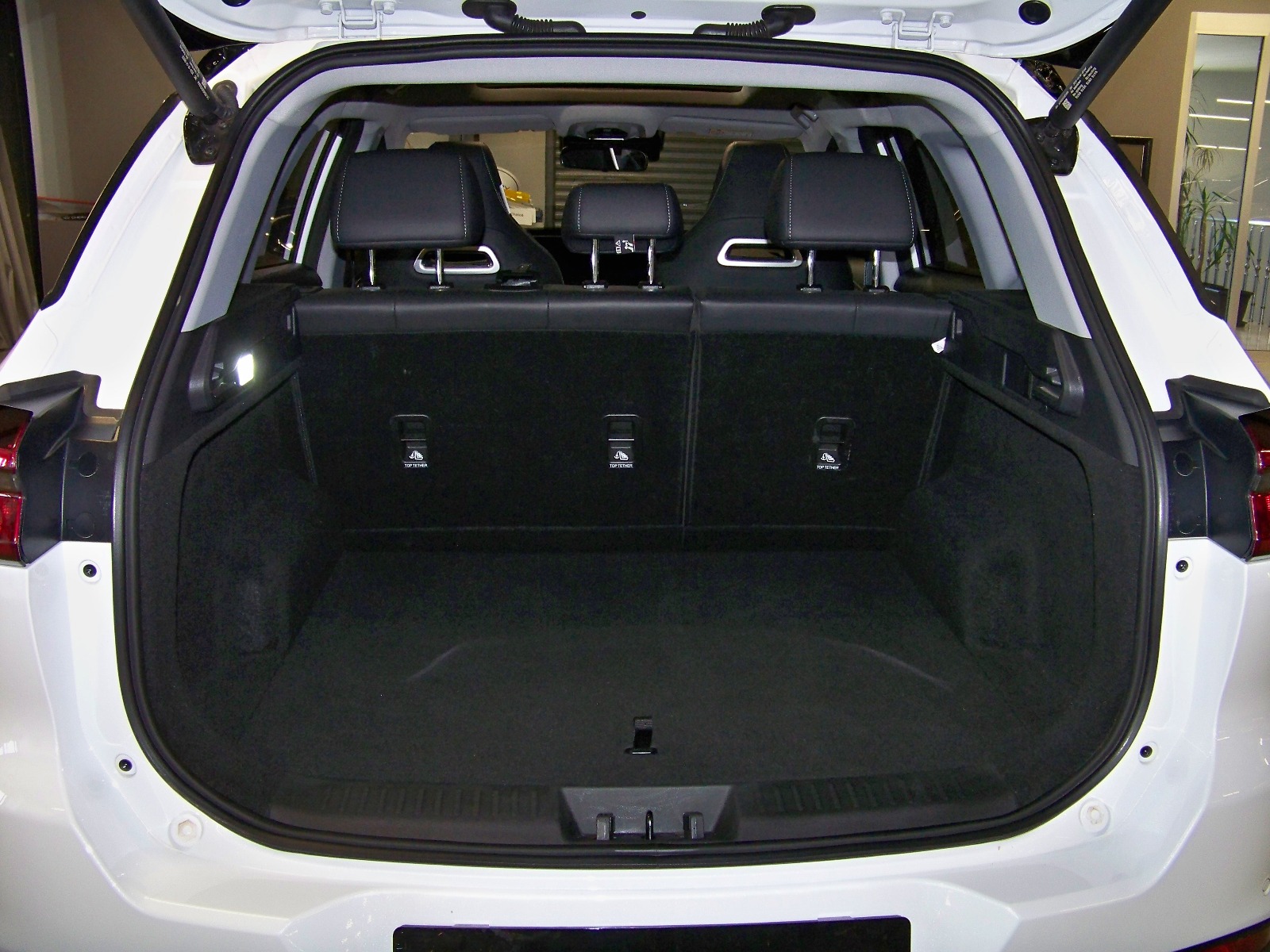 2024 Benzin Otomatik Chery Tiggo 7 Promax Beyaz Yüzbaşıoğlu Otomotiv Mam. San ve Tic A.Ş.