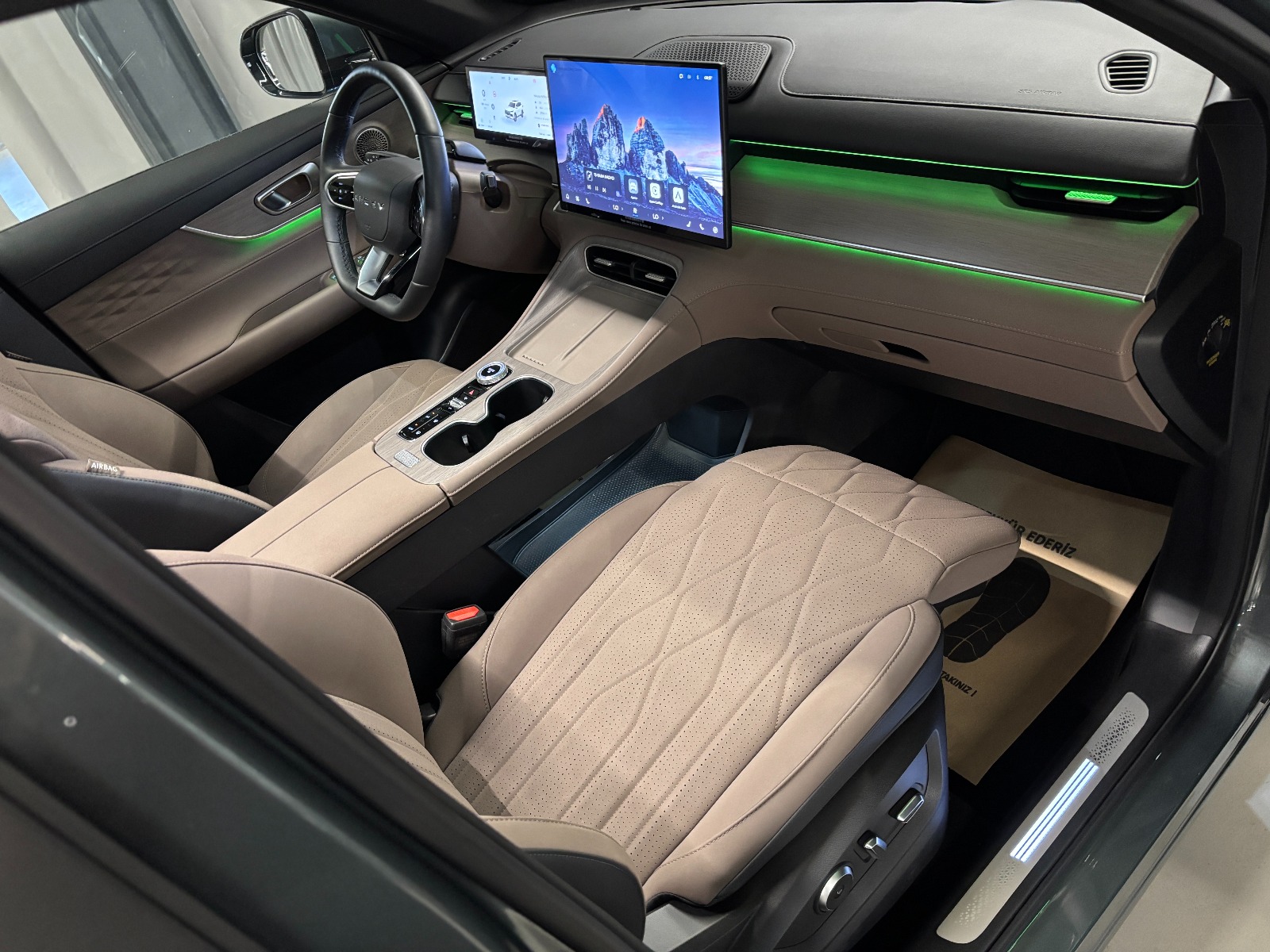 2026 Benzin Otomatik Chery Tiggo 8 Gri Yüzbaşıoğlu Otomotiv Mam. San ve Tic A.Ş.