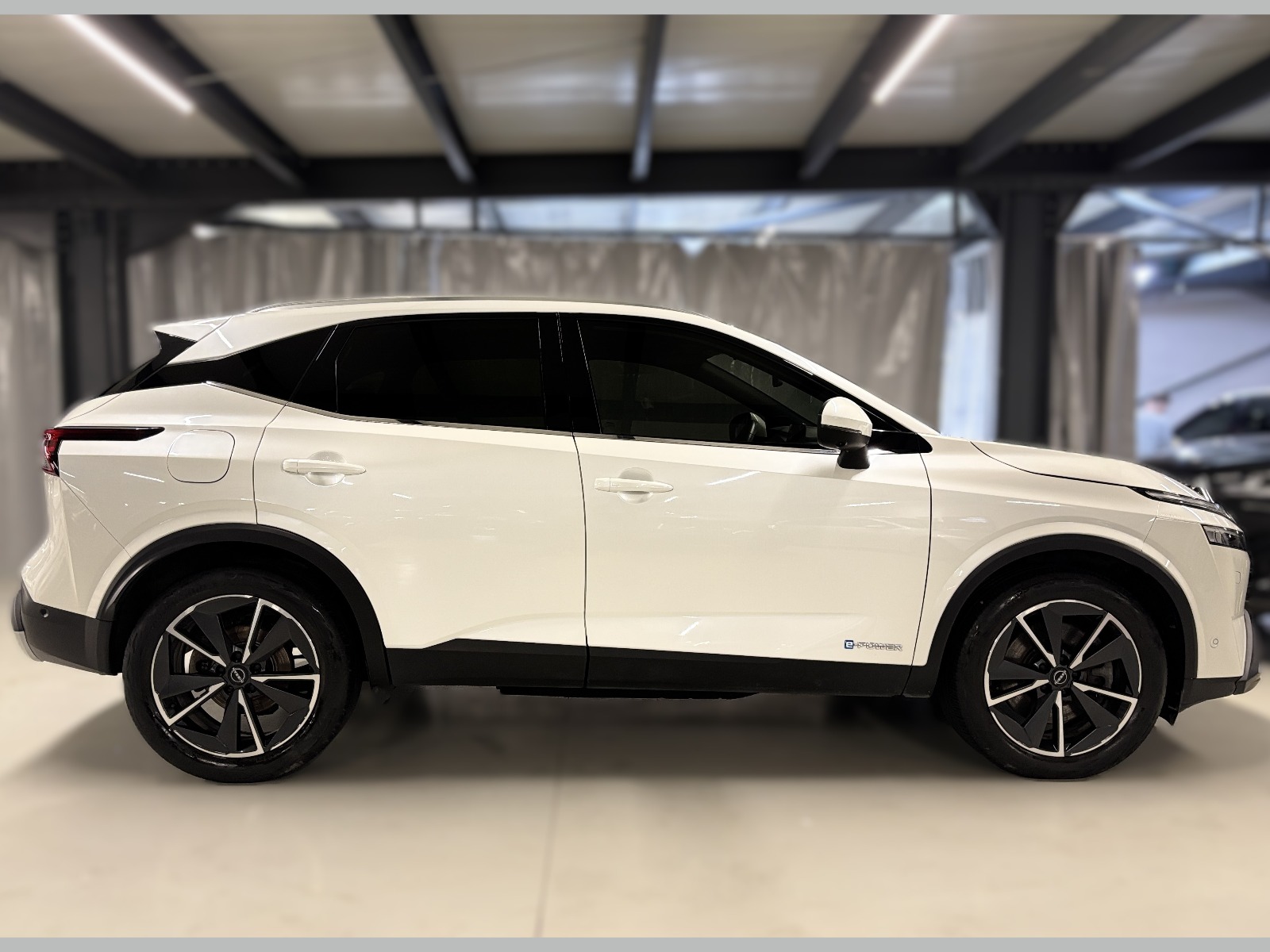 2023 Hybrid Otomatik Nissan Qashqai Beyaz Yüzbaşıoğlu Otomotiv Mam. San ve Tic A.Ş.