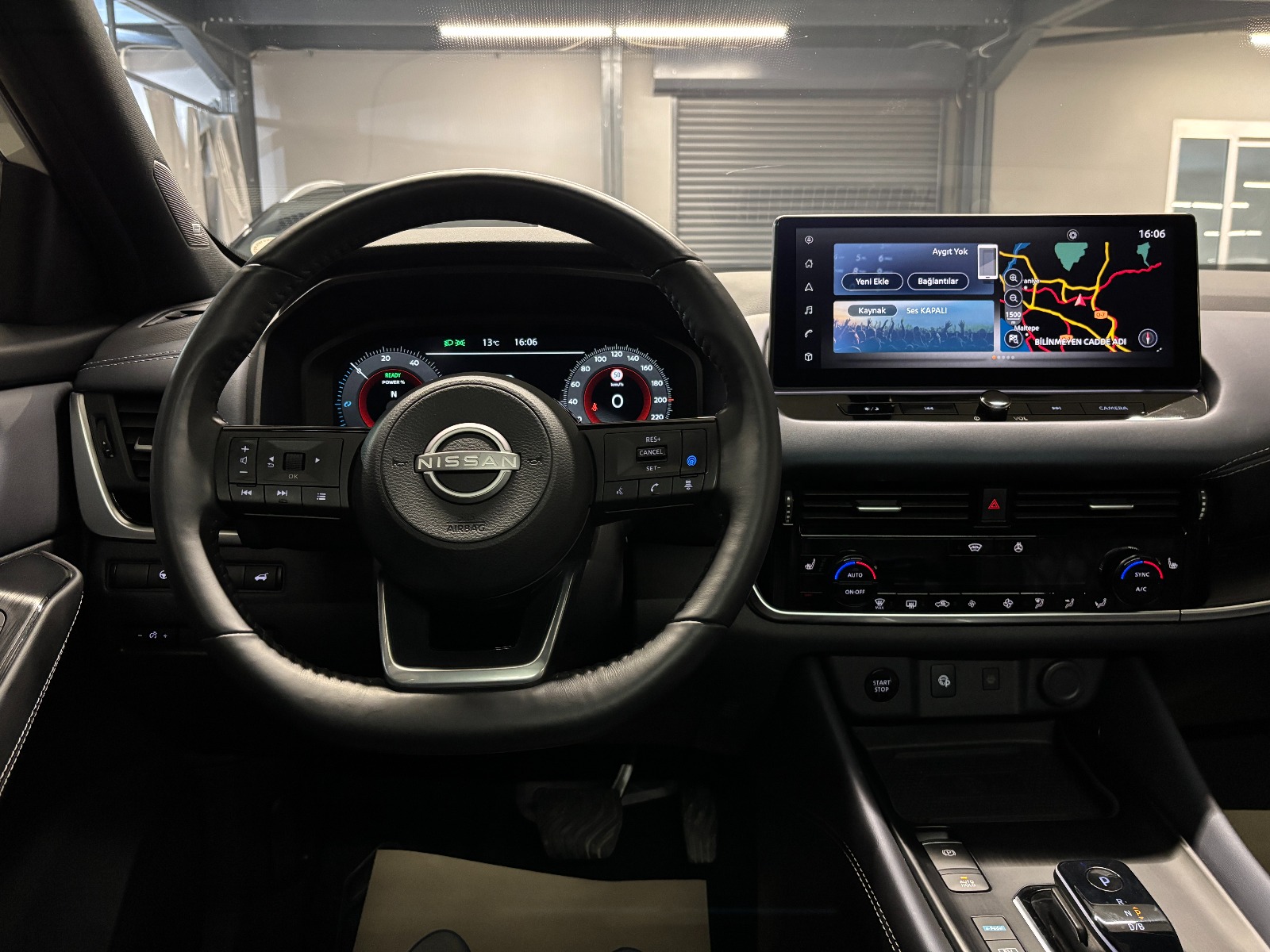 2023 Hybrid Otomatik Nissan Qashqai Beyaz Yüzbaşıoğlu Otomotiv Mam. San ve Tic A.Ş.