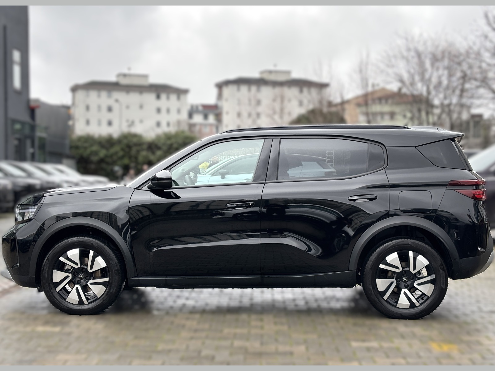 2025 Elektrik Otomatik Opel Frontera-e Siyah Yüzbaşıoğlu Otomotiv Mam. San ve Tic A.Ş.